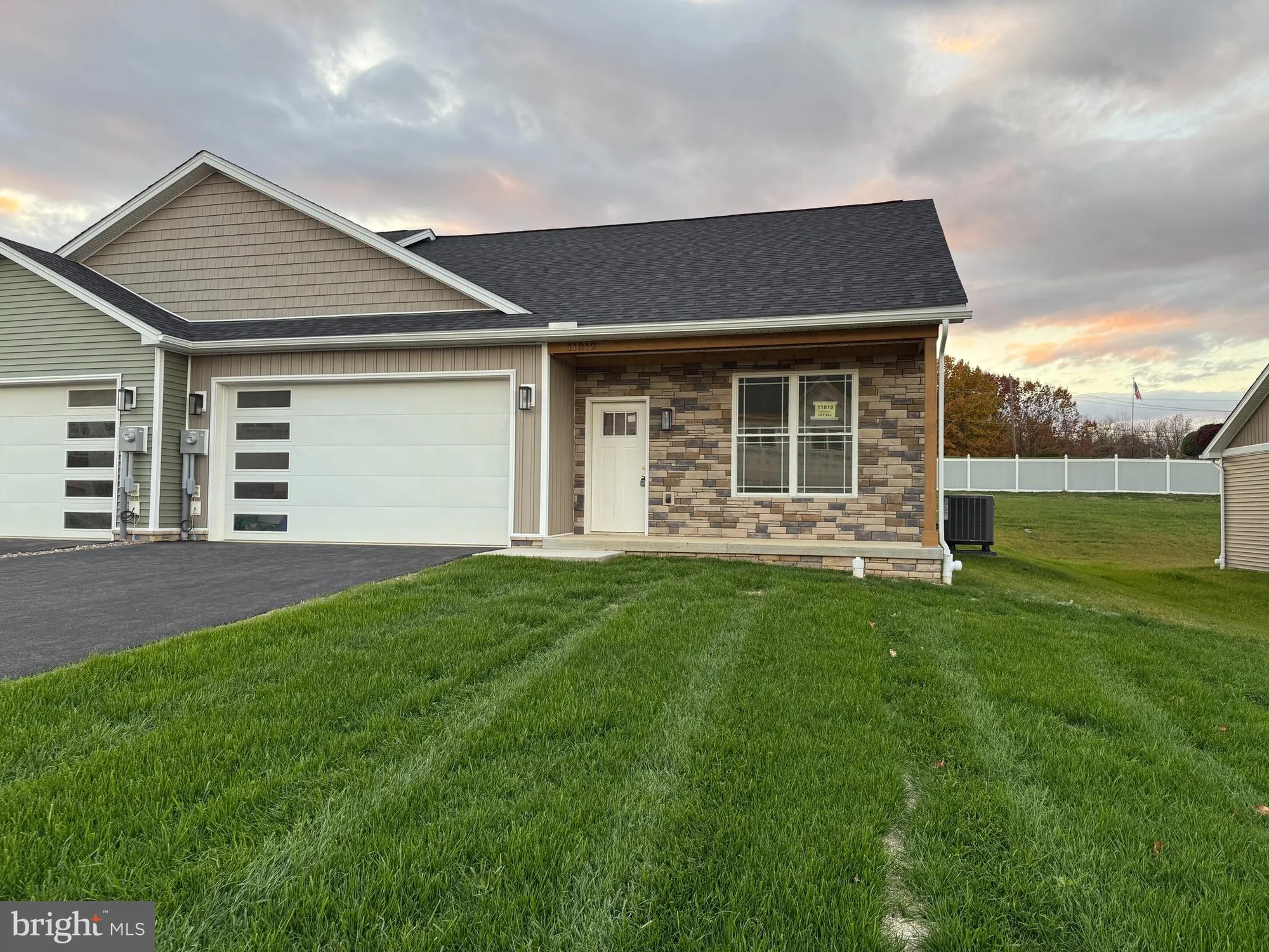 Property Slideshow image 1 of 3 | 11819 mystic rock ln s, Waynesboro, PA, 17268