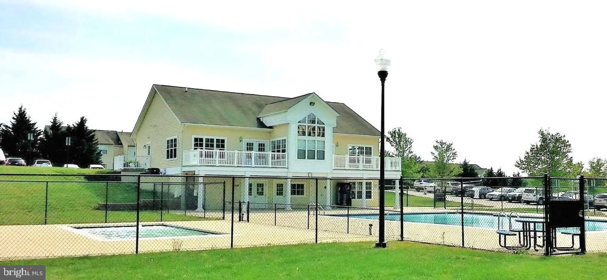 Property Slideshow image 4 of 11 | 301 tiree ct 303, Abingdon, MD, 21009