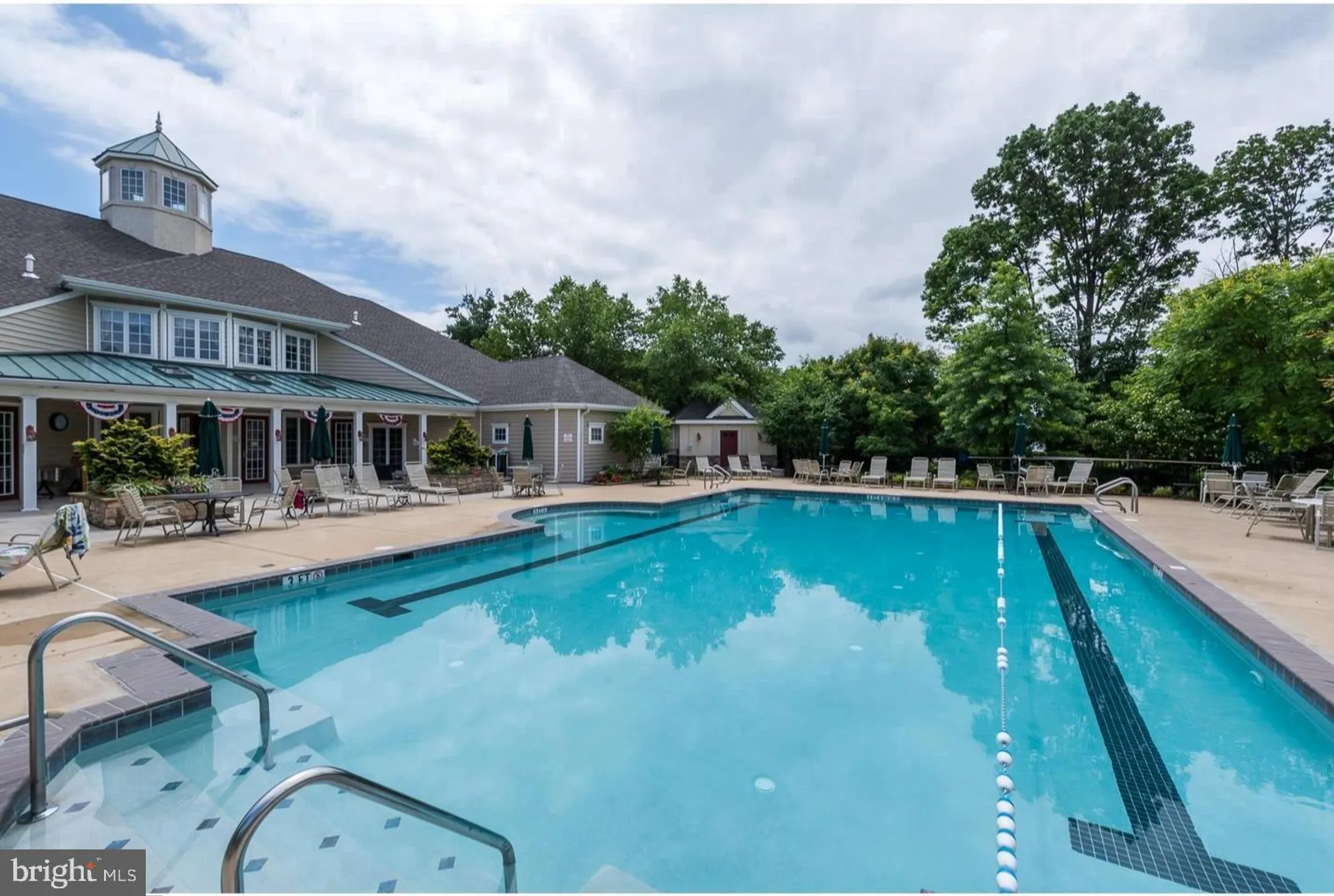 Property Slideshow image 8 of 16 | 3000 village way # 3101, Boothwyn, PA, 19061