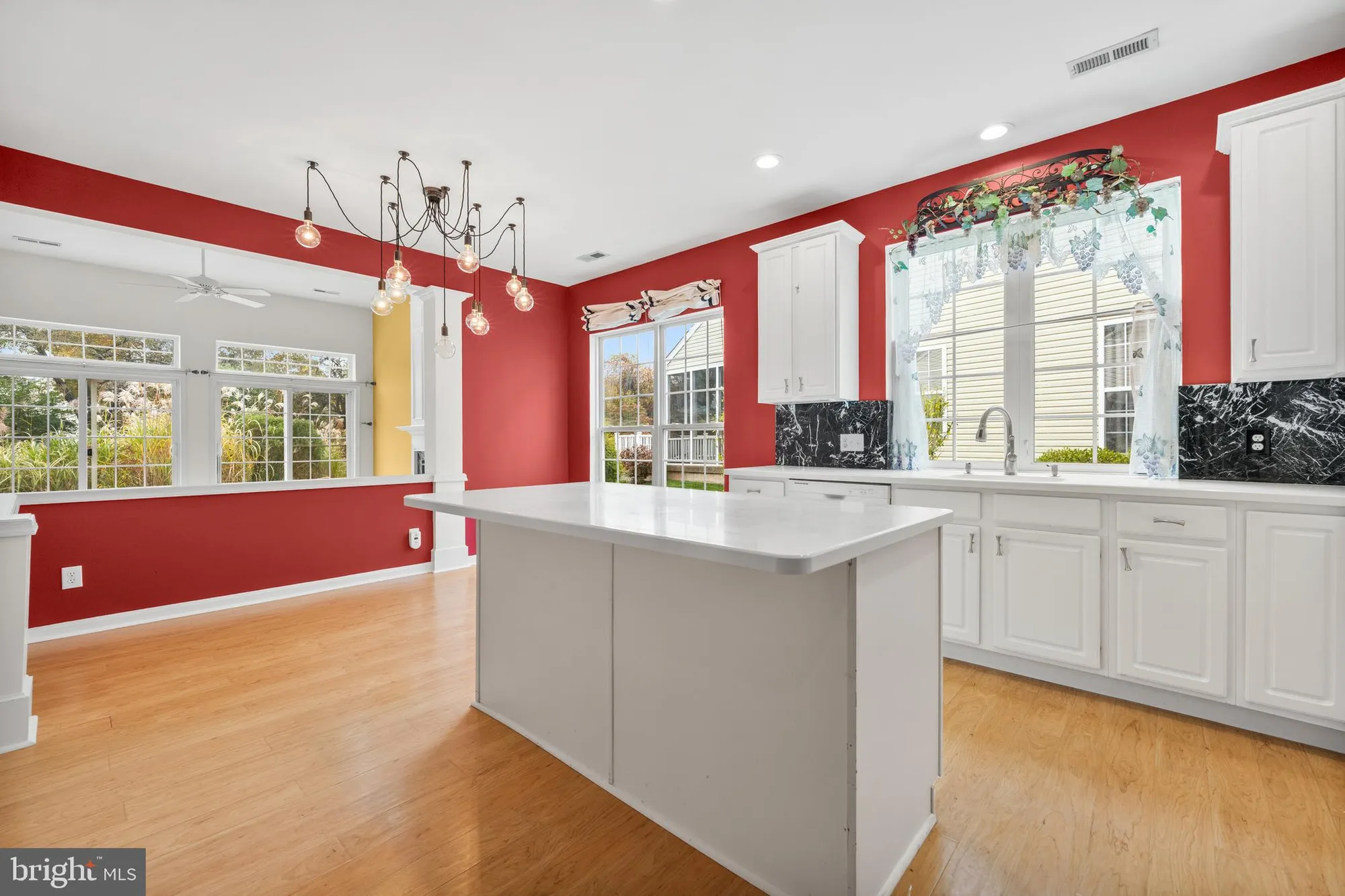 Property Slideshow image 17 of 49 | 3855 somerset dr, Collegeville, PA, 19426