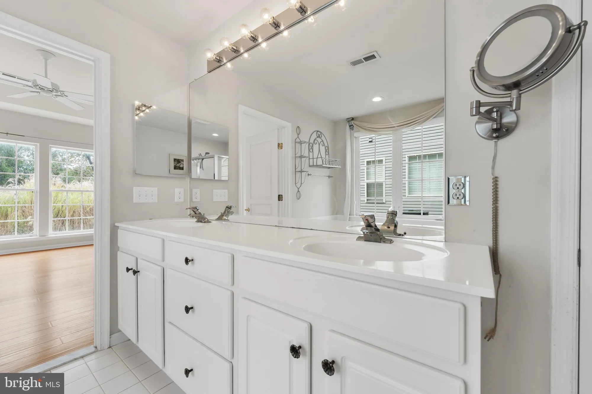 Property Slideshow image 31 of 49 | 3855 somerset dr, Collegeville, PA, 19426