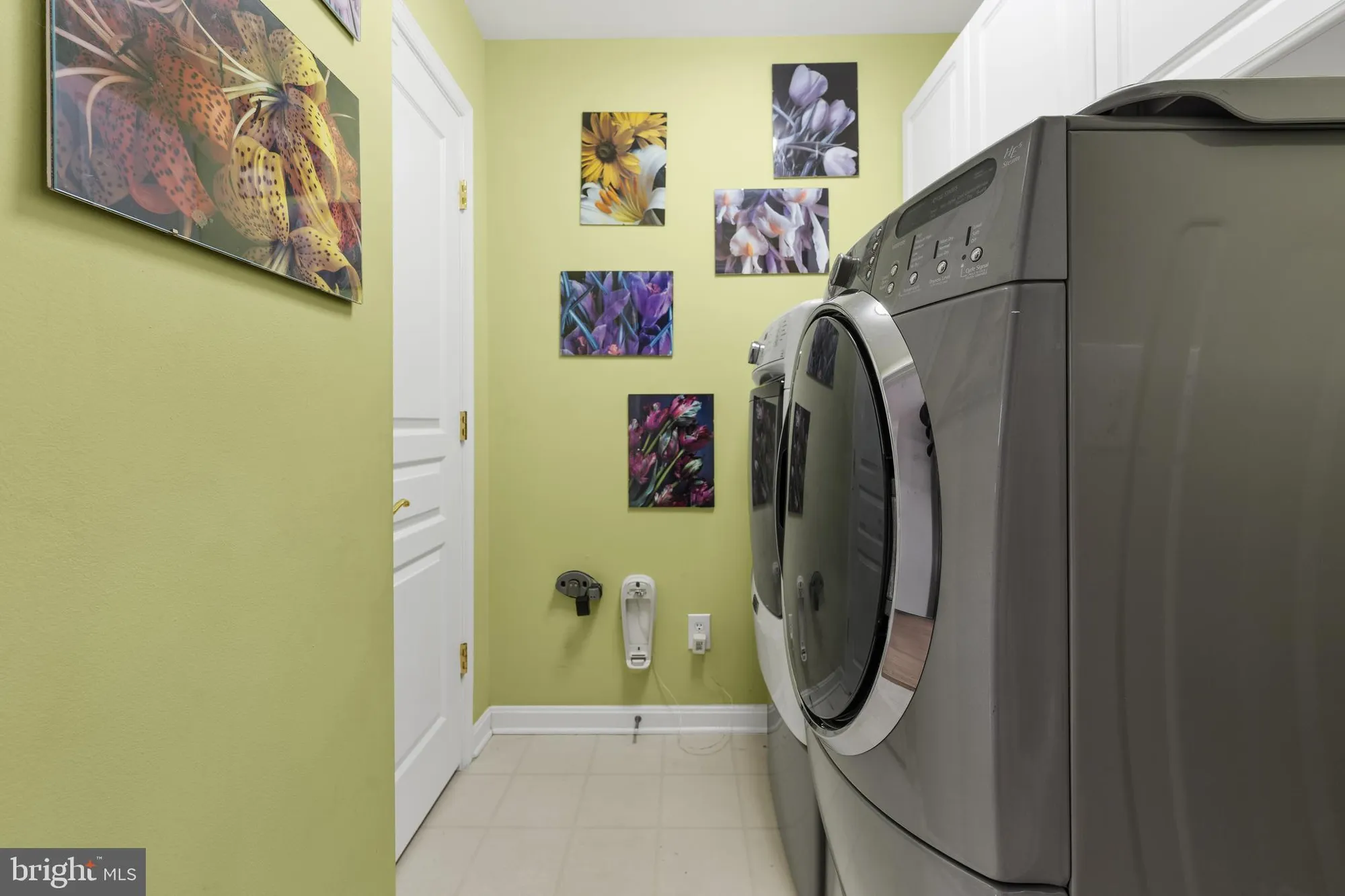 Property Slideshow image 33 of 49 | 3855 somerset dr, Collegeville, PA, 19426