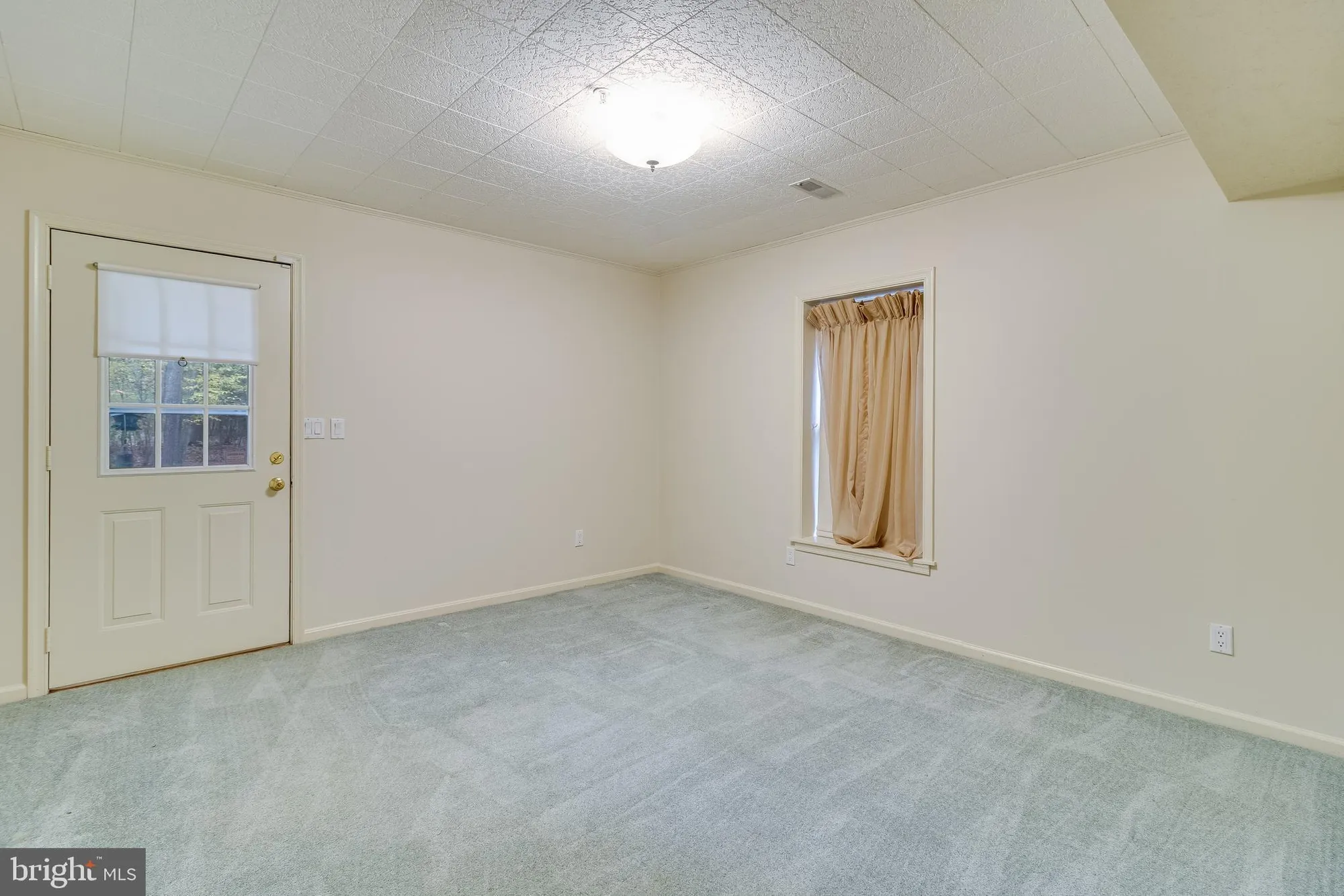 Property Slideshow image 15 of 49 | 44087 granite way, California, MD, 20619