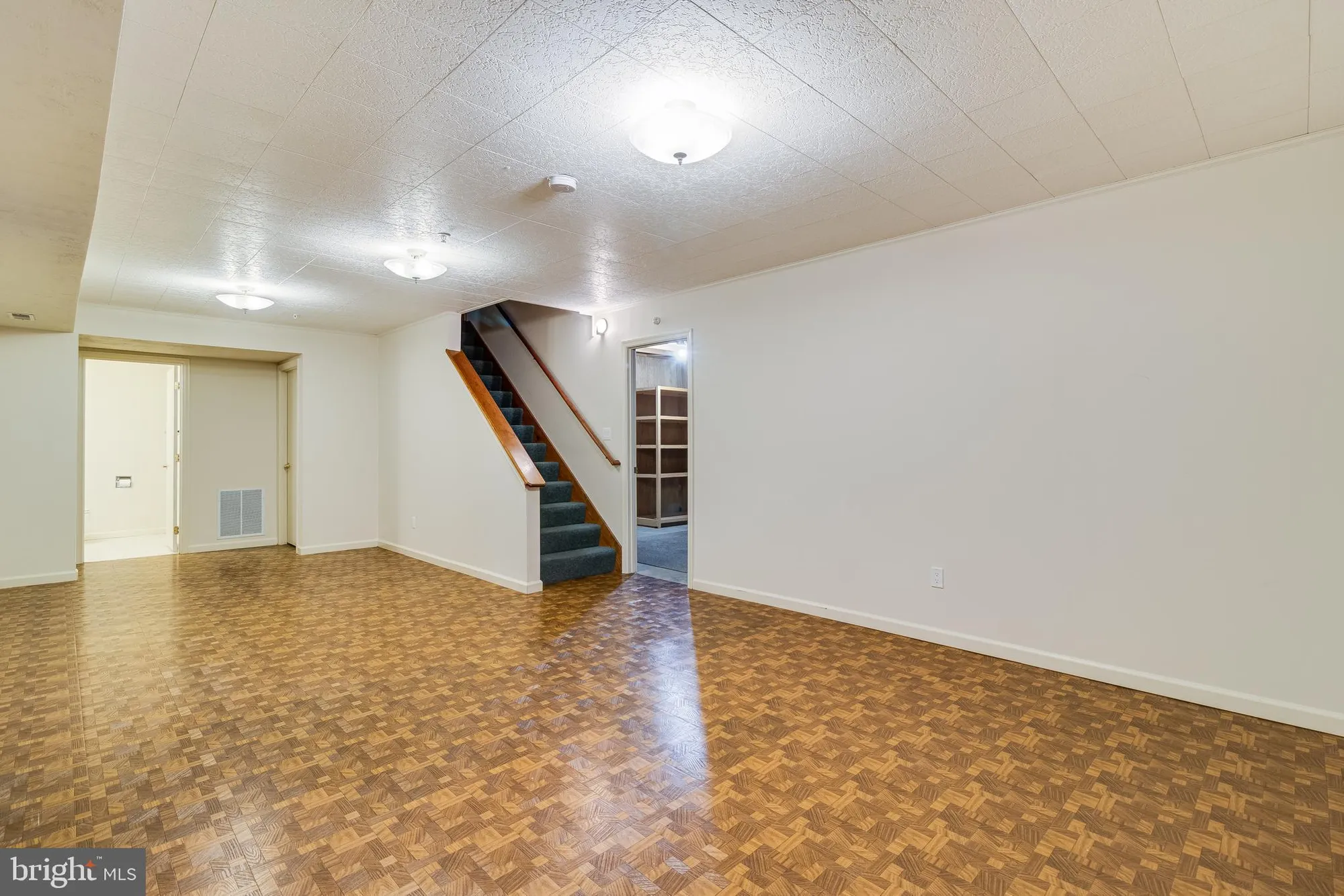 Property Slideshow image 32 of 49 | 44087 granite way, California, MD, 20619