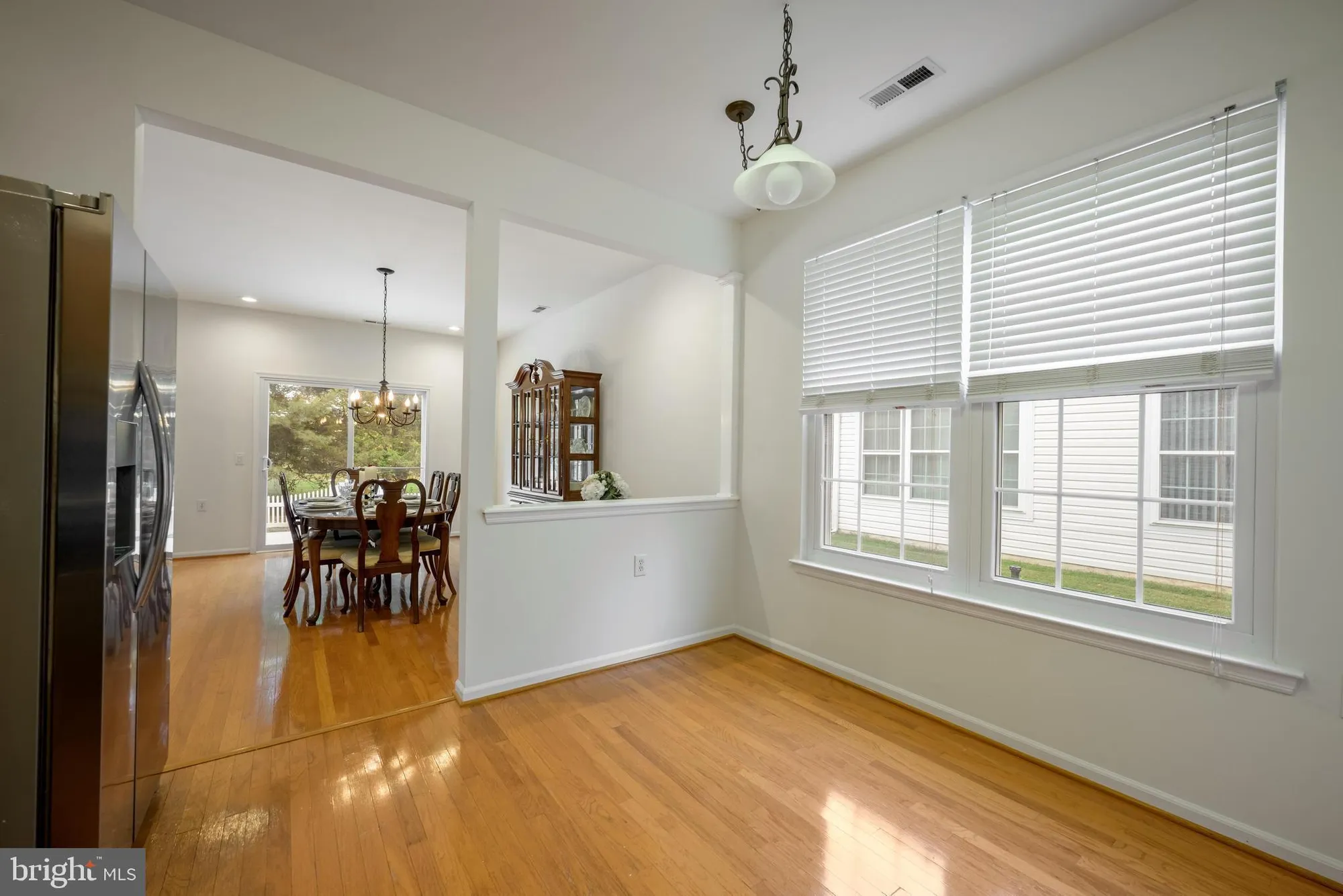 Property Slideshow image 10 of 41 | 8 jonquil pl, Marlton, NJ, 08053