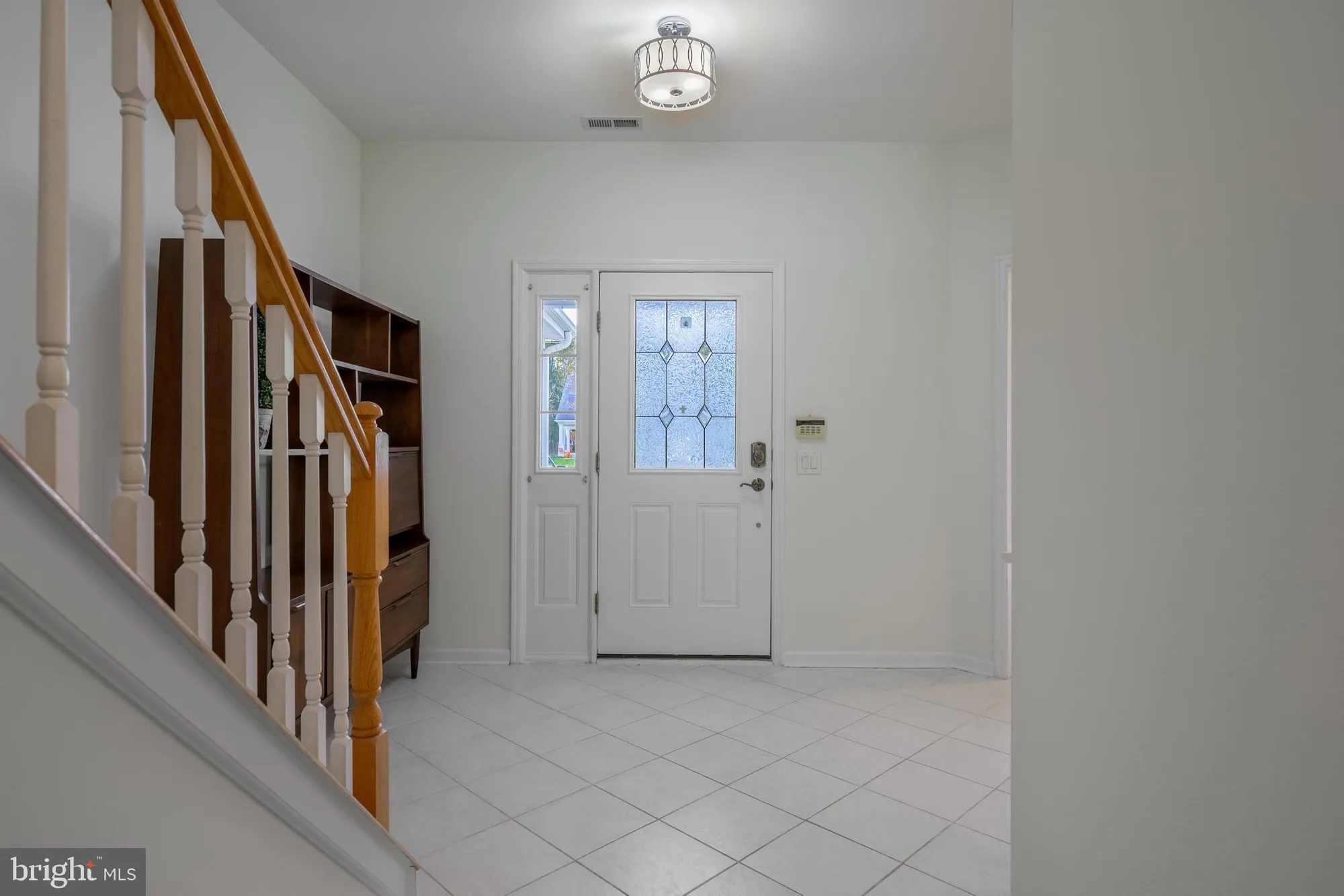 Property Slideshow image 3 of 41 | 8 jonquil pl, Marlton, NJ, 08053