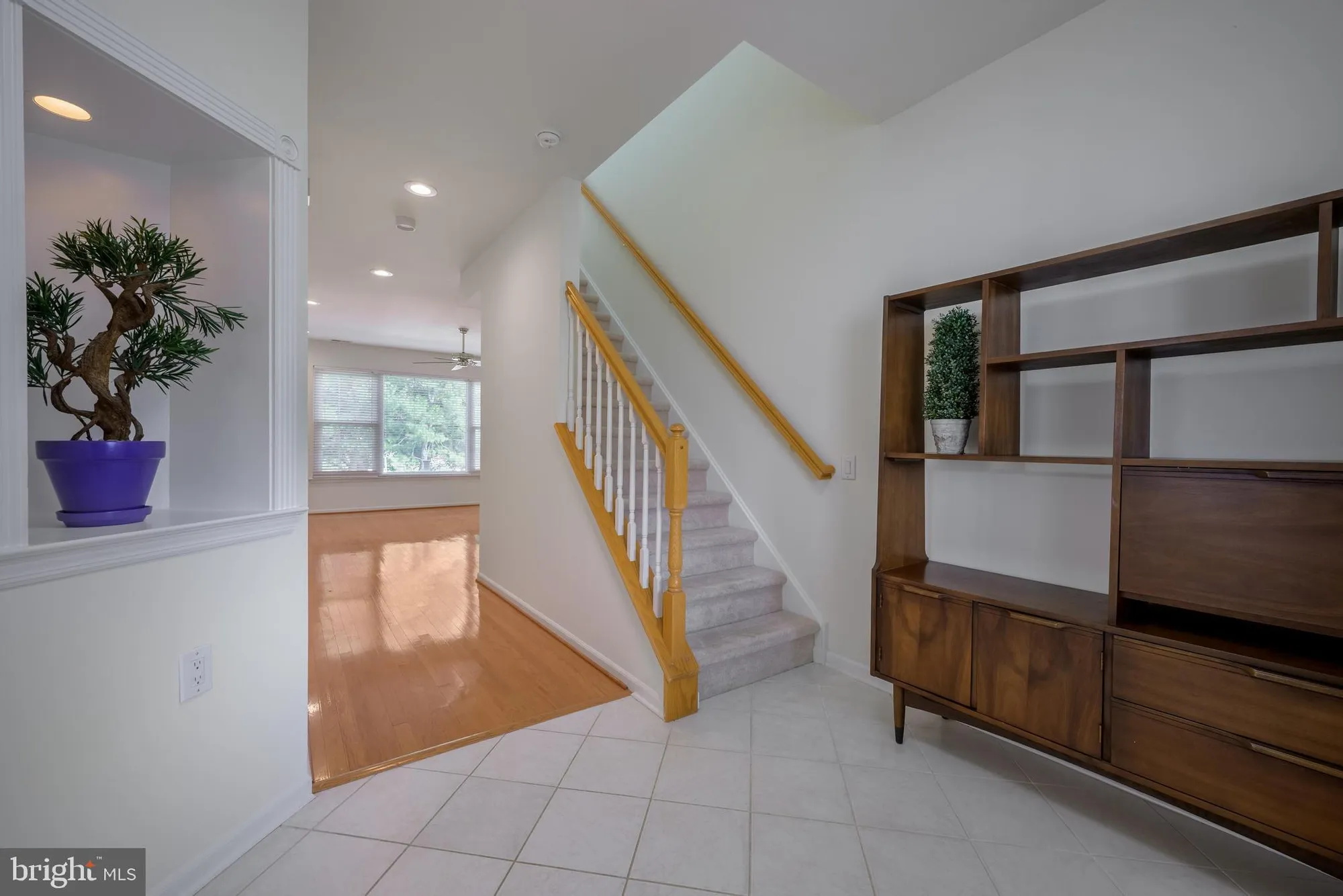 Property Slideshow image 4 of 41 | 8 jonquil pl, Marlton, NJ, 08053