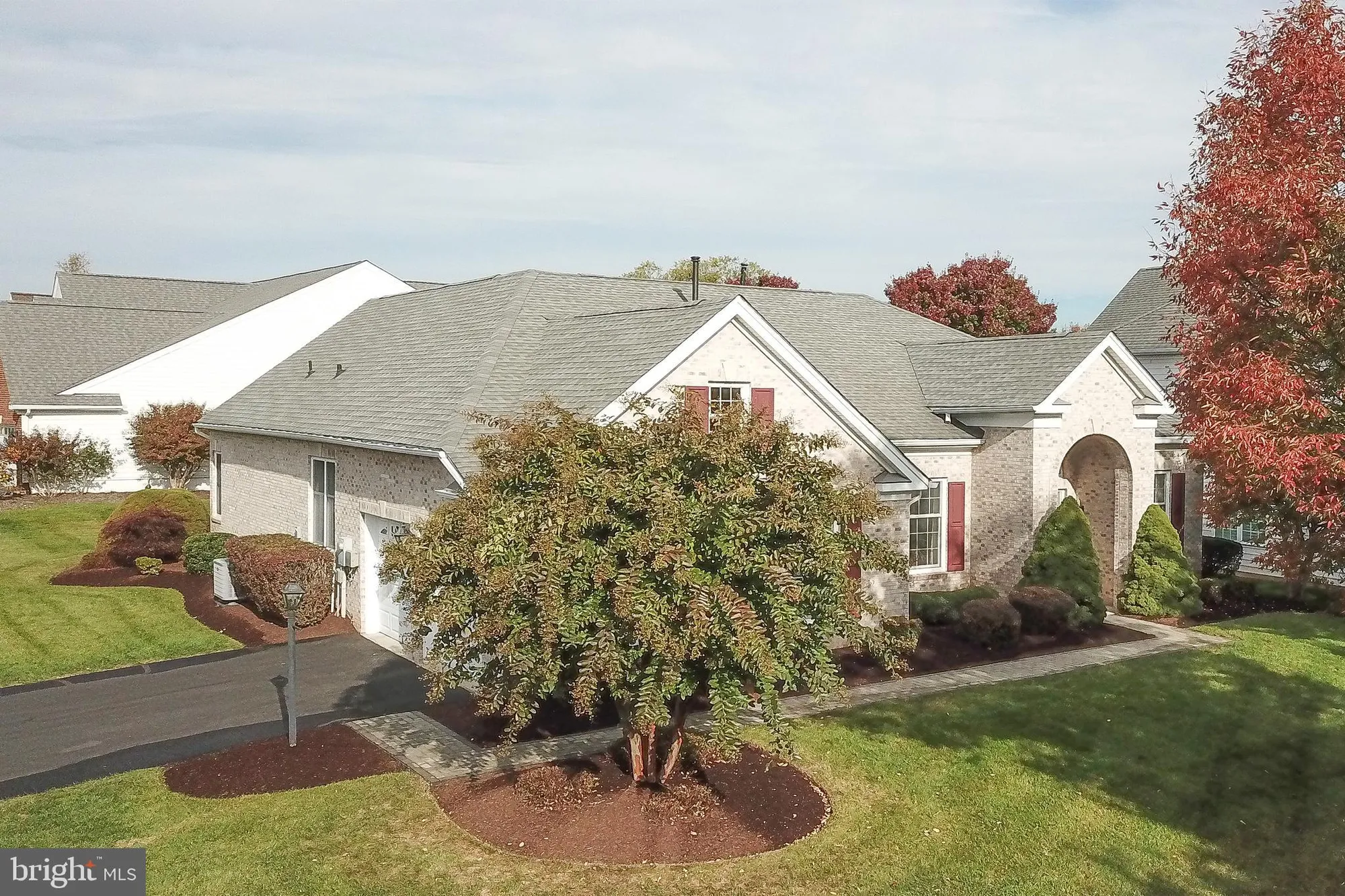 Property Slideshow image 5 of 52 | 5243 canyon creek way, Haymarket, VA, 20169