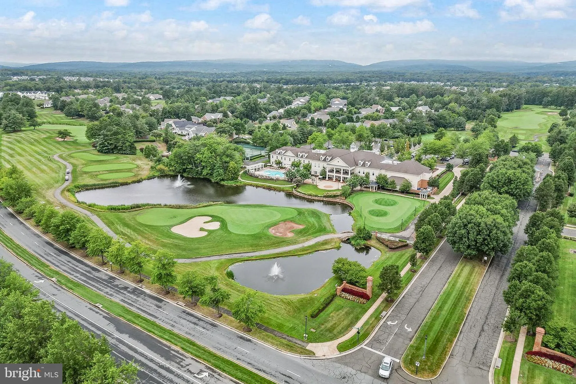 Property Slideshow image 42 of 52 | 5243 canyon creek way, Haymarket, VA, 20169