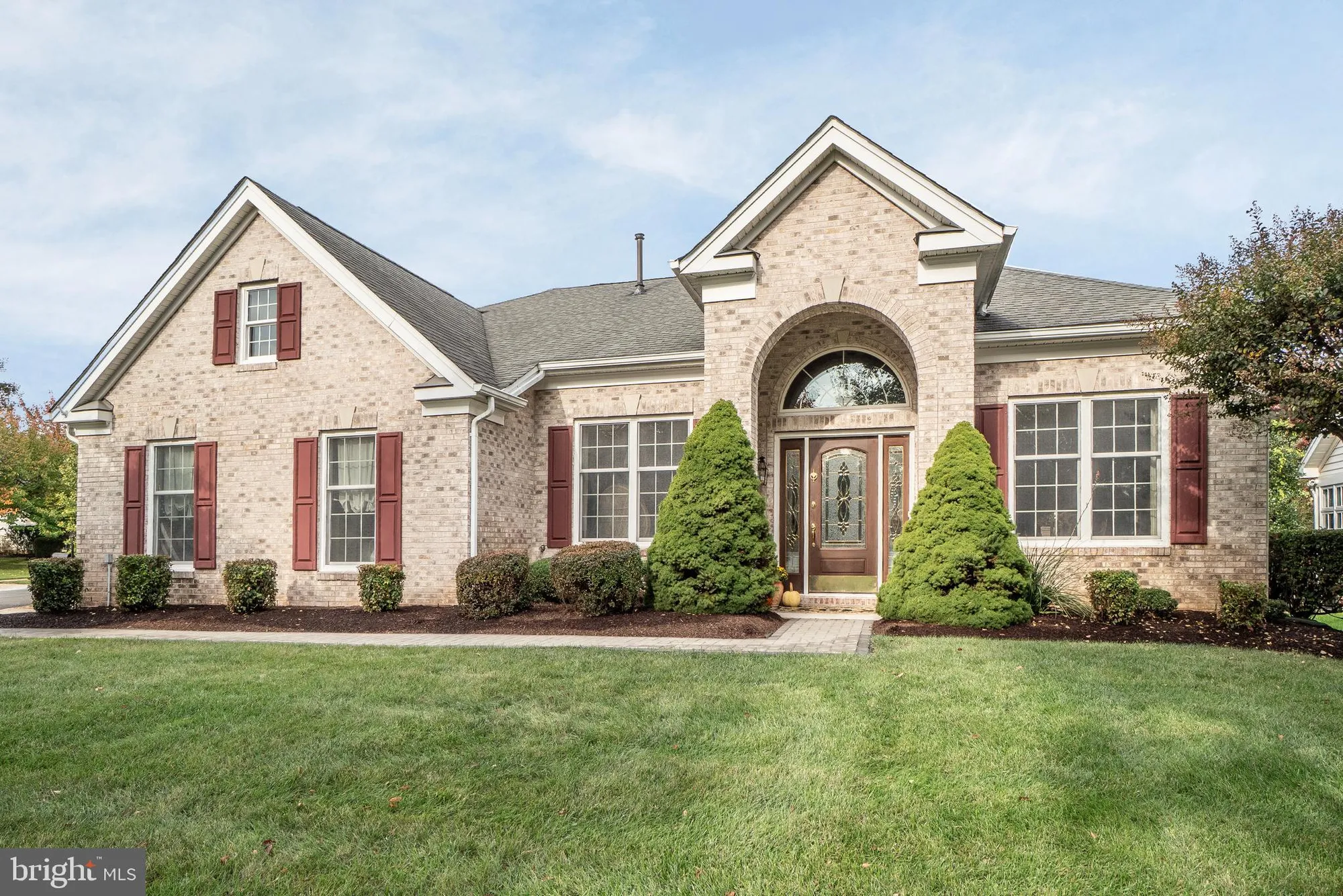 Property Slideshow image 1 of 52 | 5243 canyon creek way, Haymarket, VA, 20169