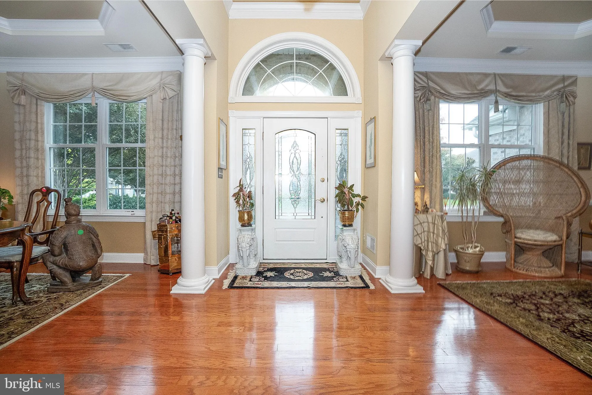 Property Slideshow image 9 of 52 | 5243 canyon creek way, Haymarket, VA, 20169
