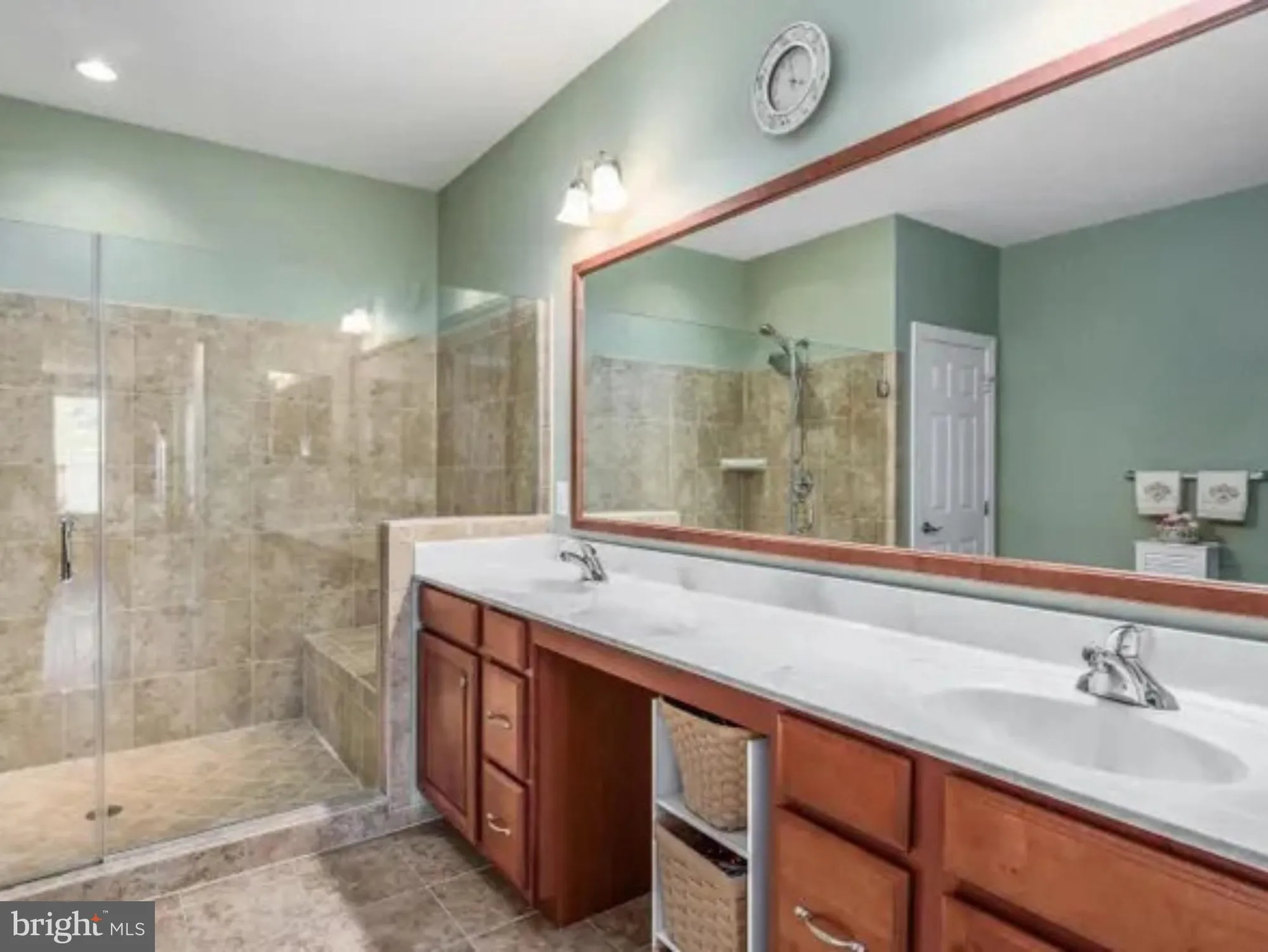 Property Slideshow image 22 of 39 | 44557 granite run ter, Ashburn, VA, 20147