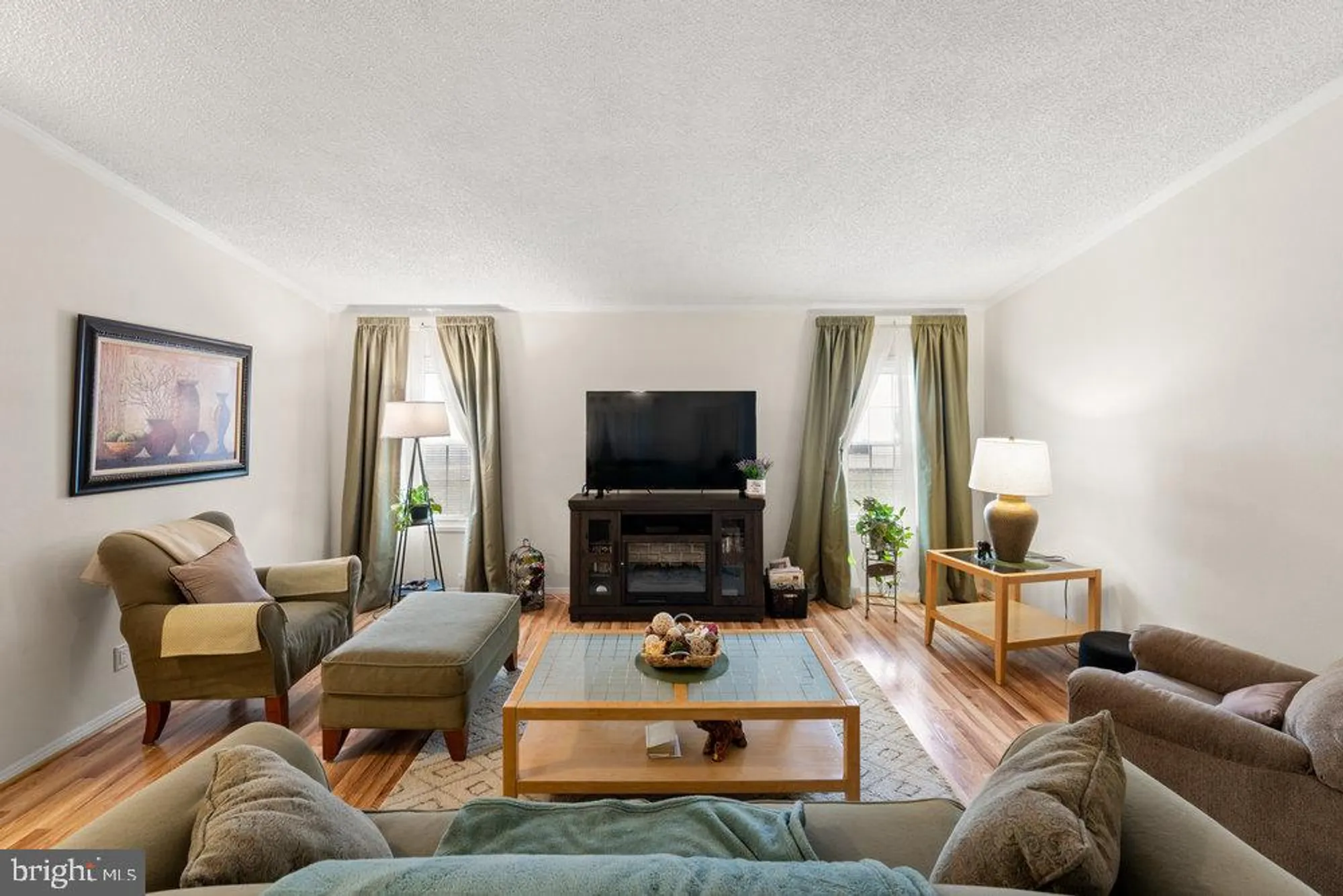 Property Slideshow image 13 of 30 | 148 raven ct, New Hope, PA, 18938