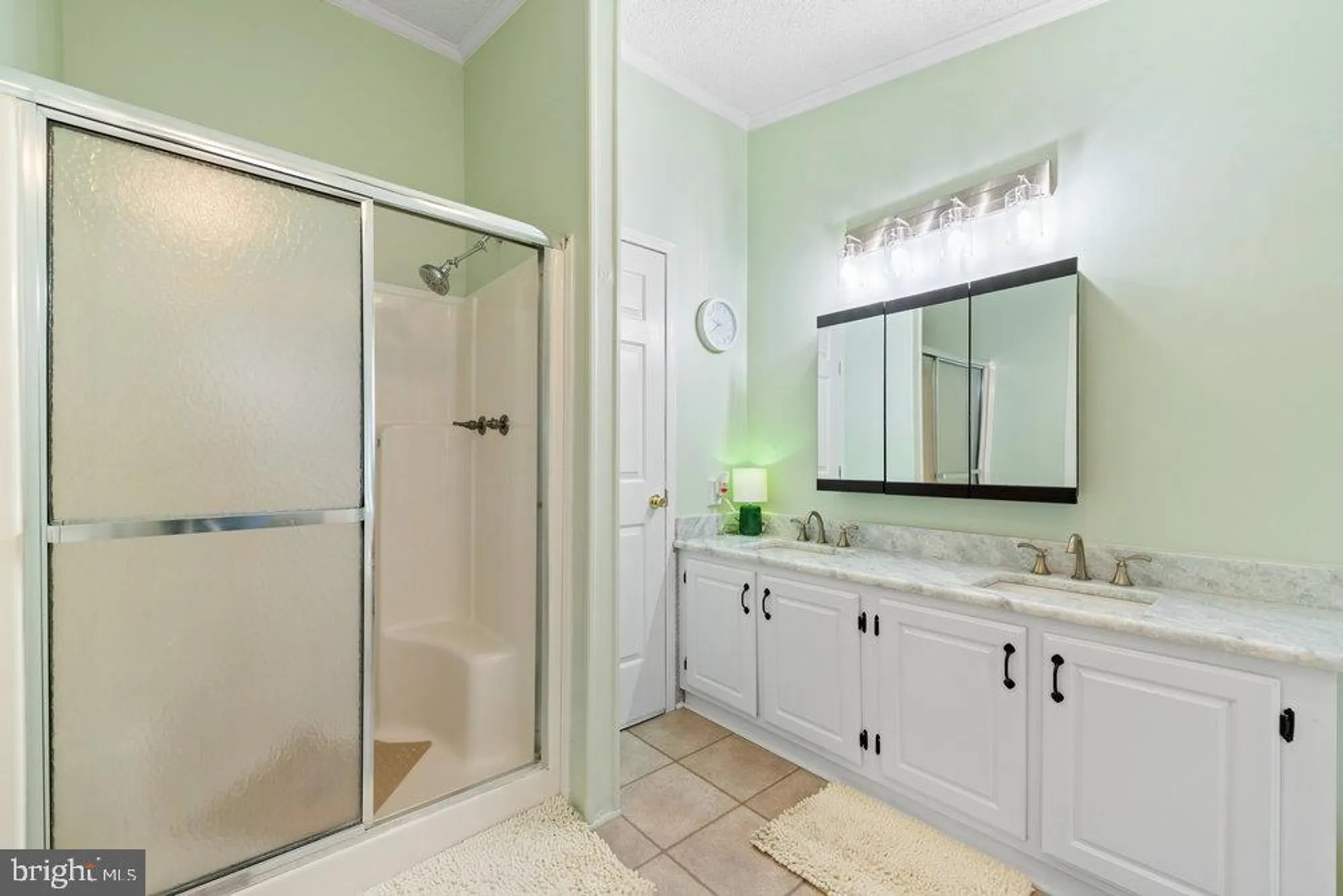 Property Slideshow image 20 of 30 | 148 raven ct, New Hope, PA, 18938