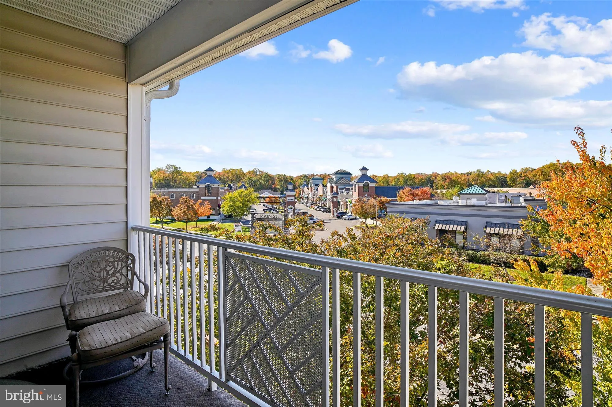 Property Slideshow image 17 of 47 | 411 hamlet club dr unit 304, Edgewater, MD, 21037