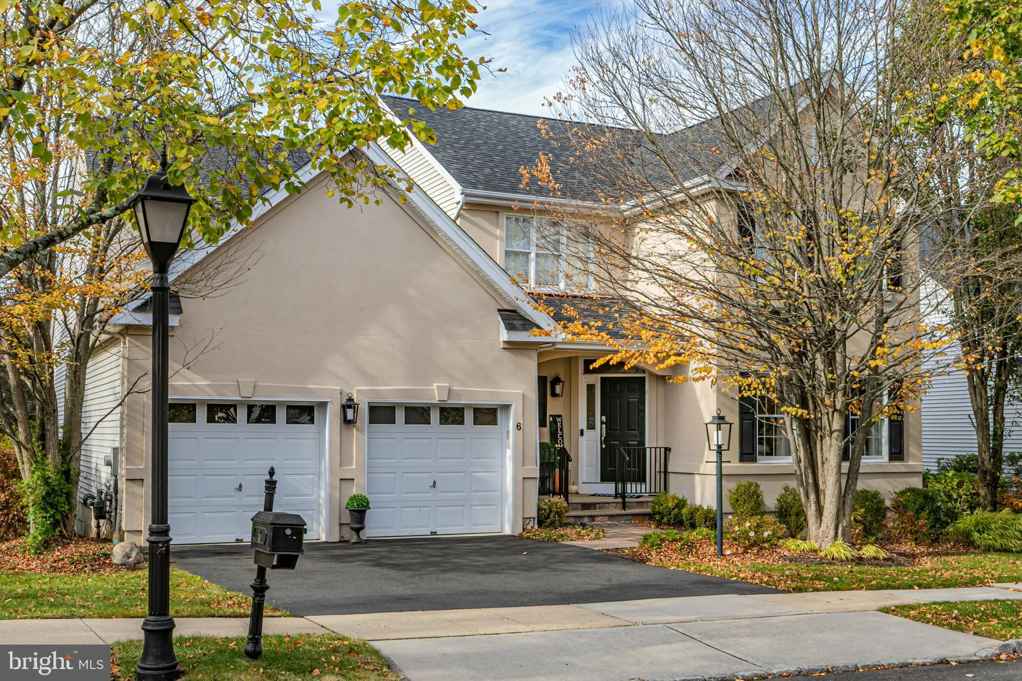 Property Slideshow image 2 of 42 | 6 otter creek rd, Skillman, NJ, 08558