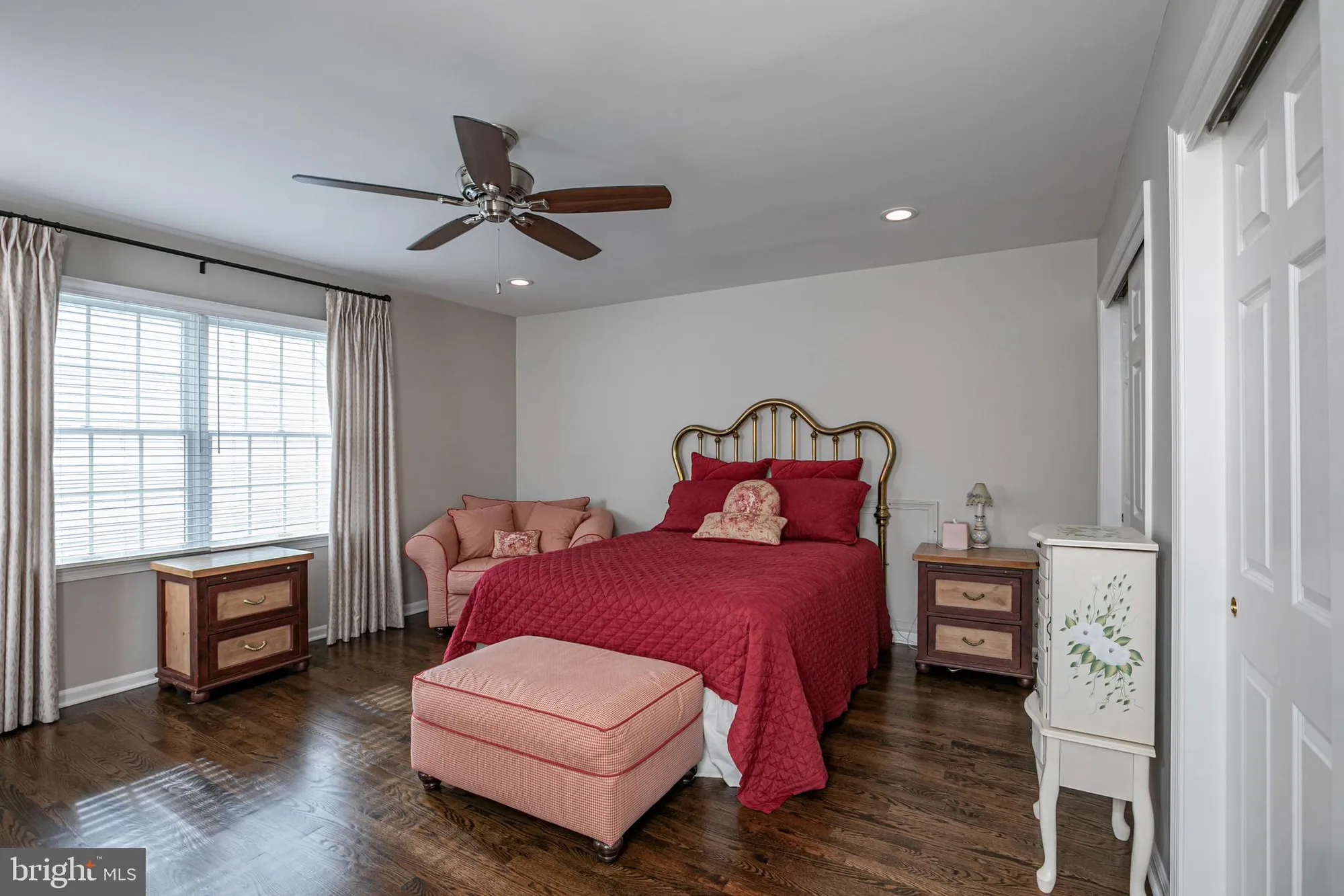 Property Slideshow image 29 of 42 | 6 otter creek rd, Skillman, NJ, 08558