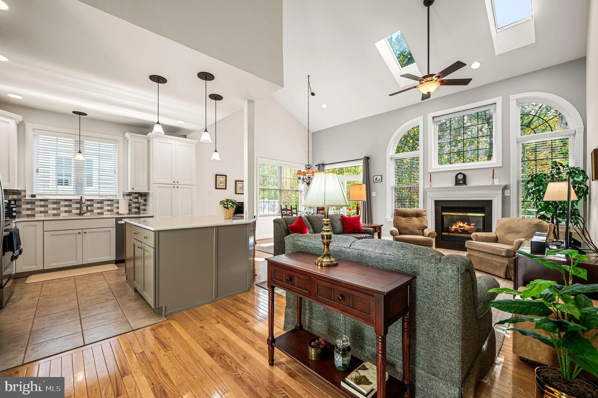 Property Slideshow image 8 of 49 | 524 hodgson cir, West Grove, PA, 19390