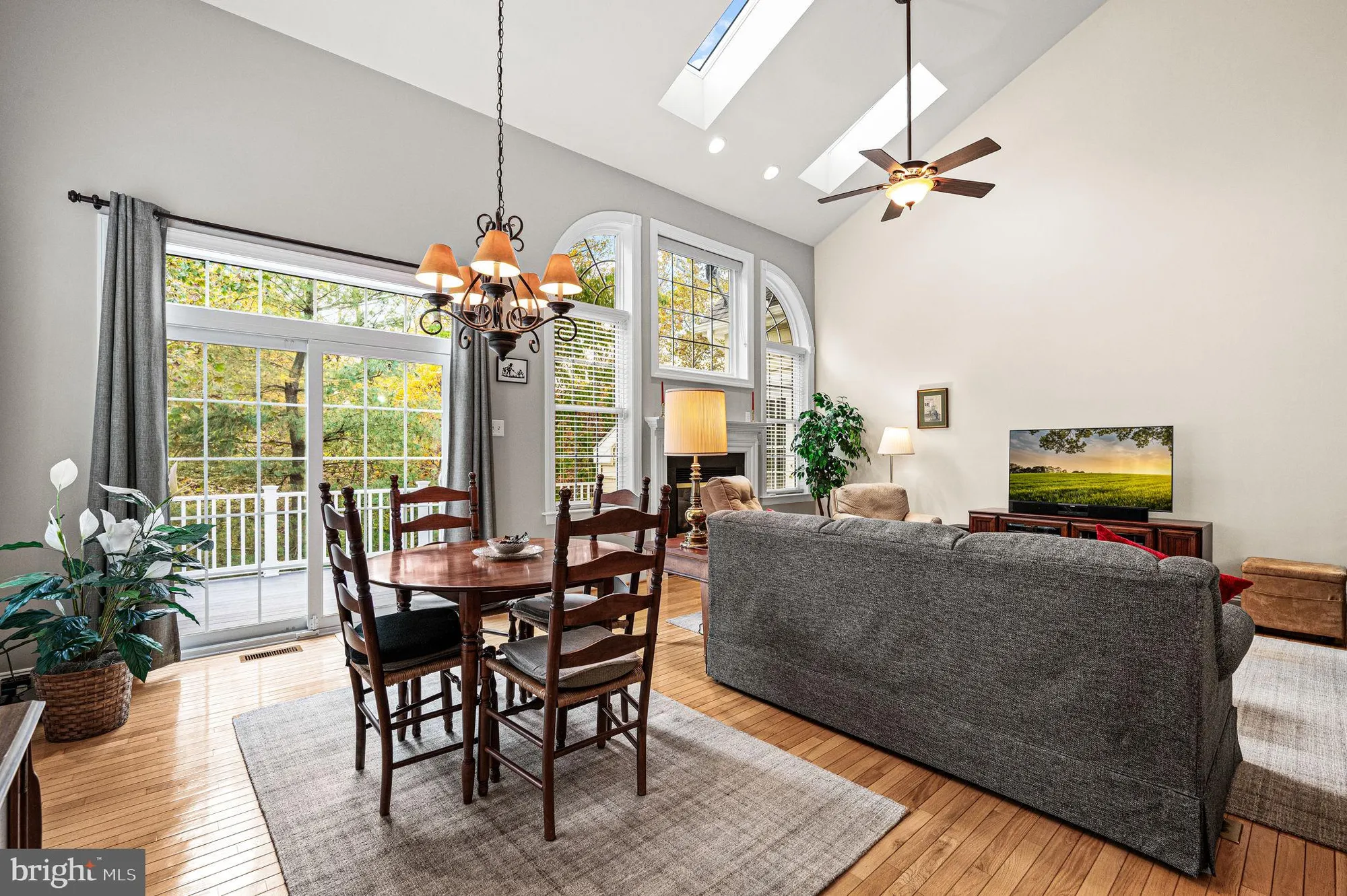 Property Slideshow image 15 of 49 | 524 hodgson cir, West Grove, PA, 19390