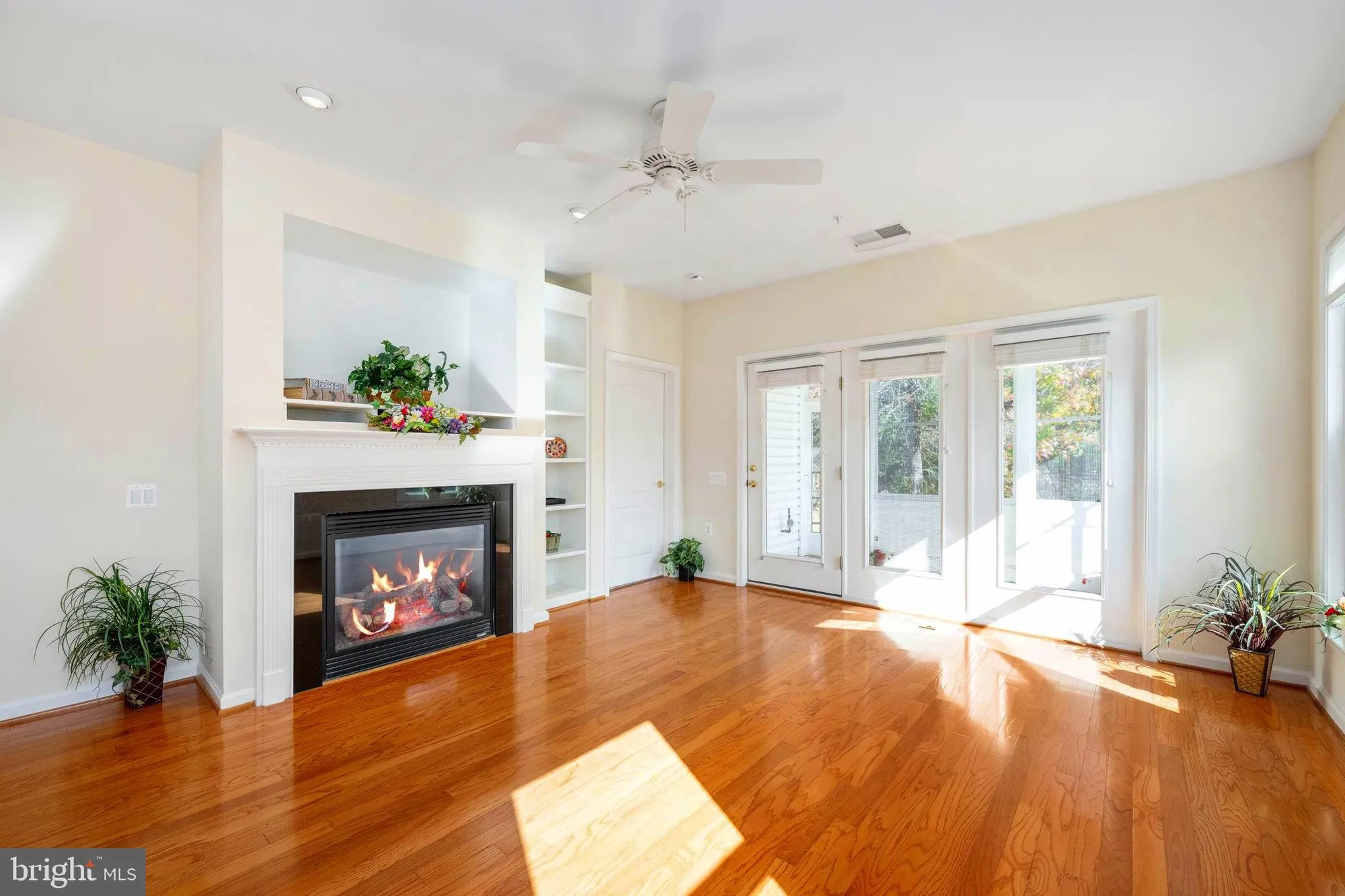 Property Slideshow image 5 of 90 | 20 harborton ln # 15-4, Fredericksburg, VA, 22406