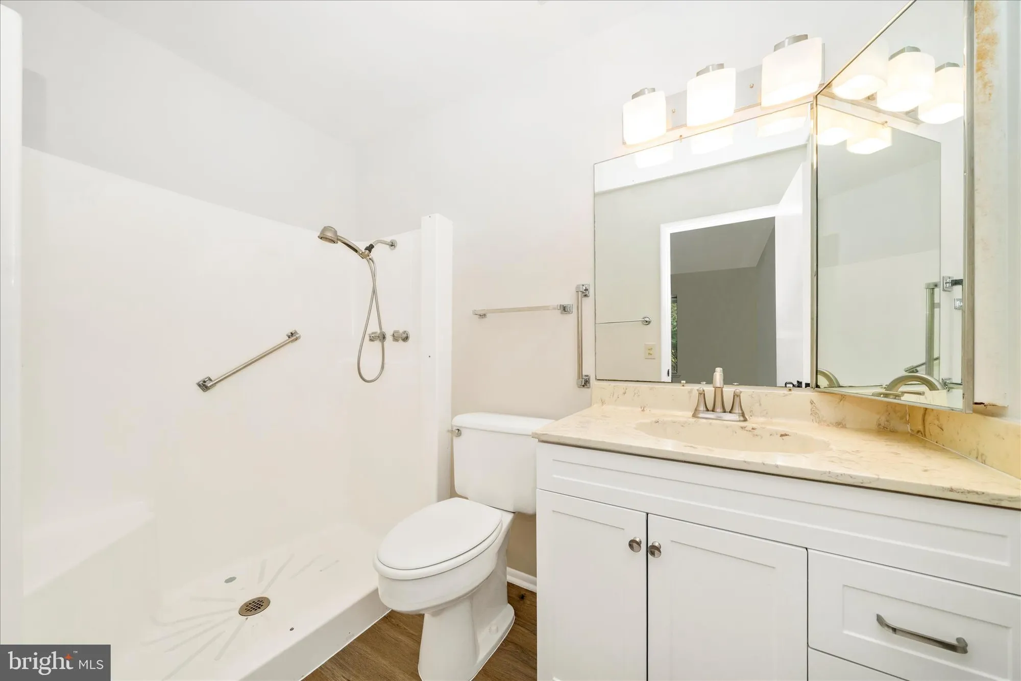 Property Slideshow image 27 of 78 | 3101 farnborough ct # 257b, Silver Spring, MD, 20906