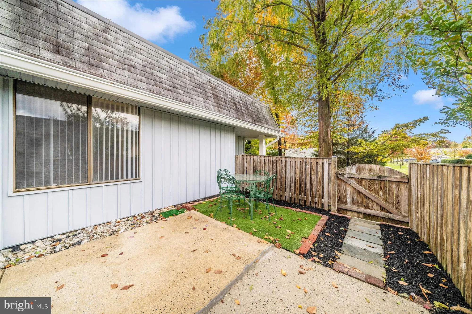 Property Slideshow image 43 of 78 | 3101 farnborough ct # 257b, Silver Spring, MD, 20906