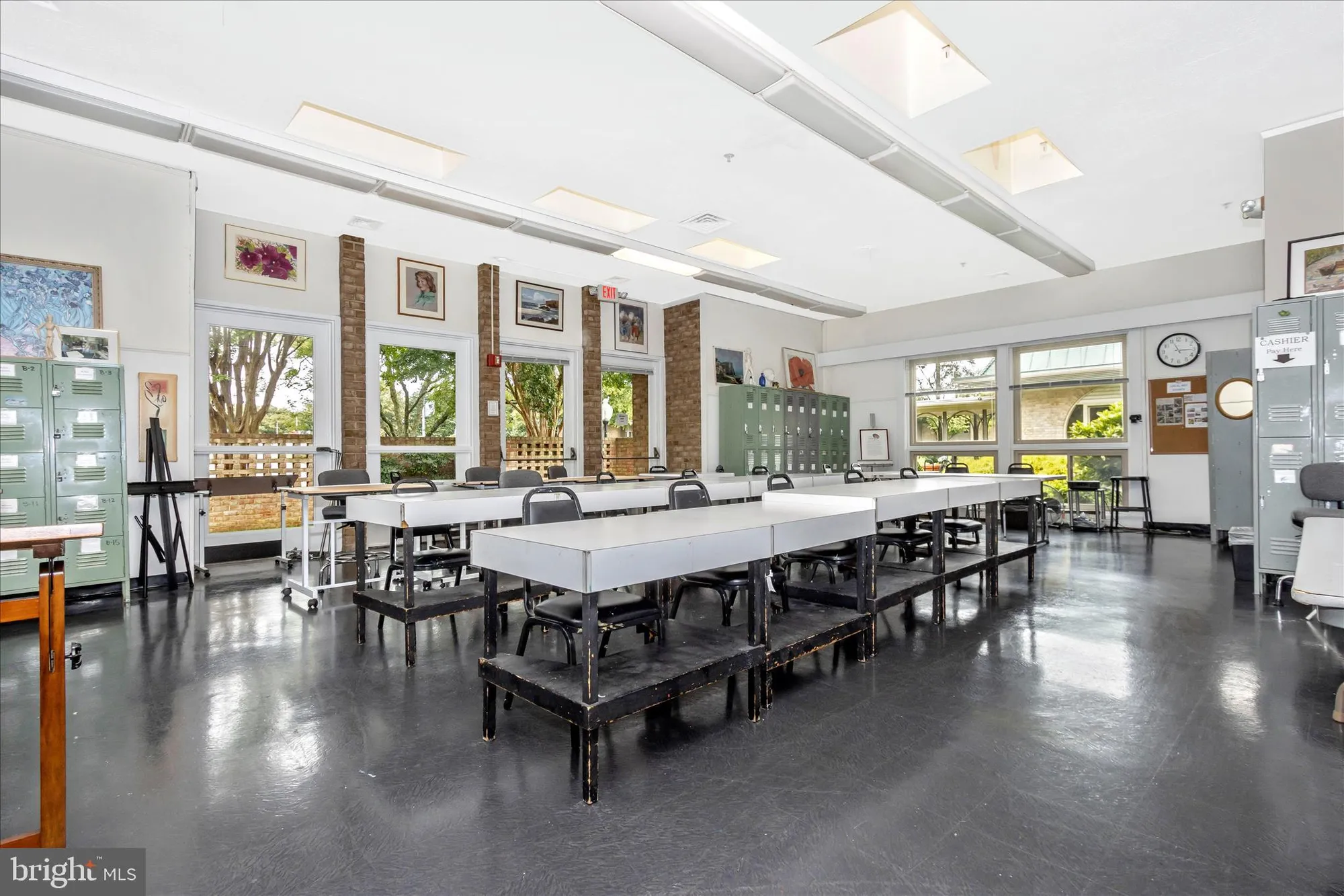 Property Slideshow image 51 of 78 | 3101 farnborough ct # 257b, Silver Spring, MD, 20906