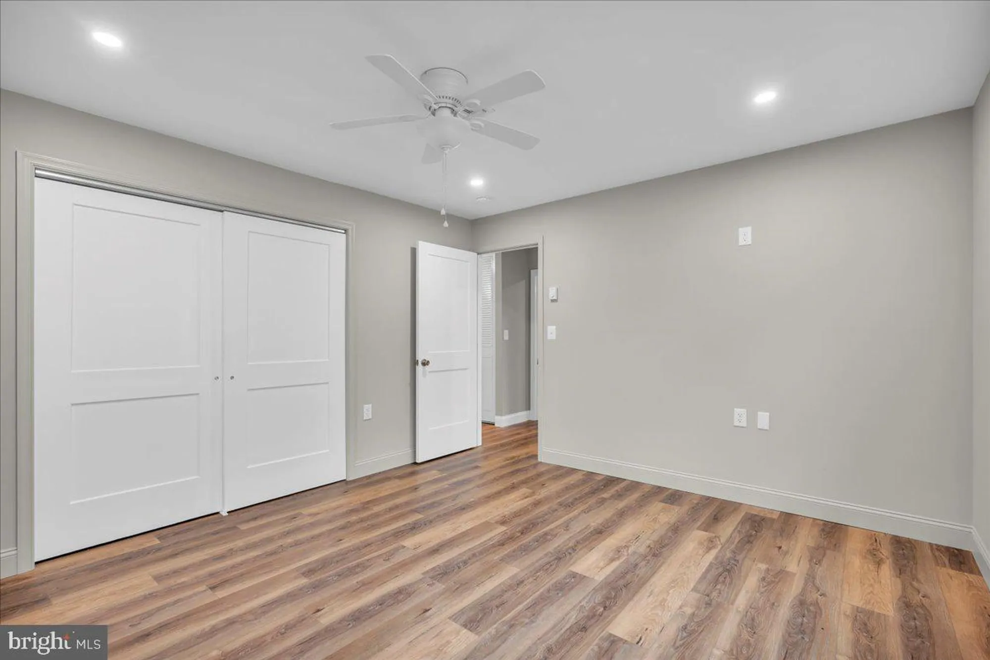 Property Slideshow image 16 of 24 | 39 chelsea pl, Southampton, NJ, 08088