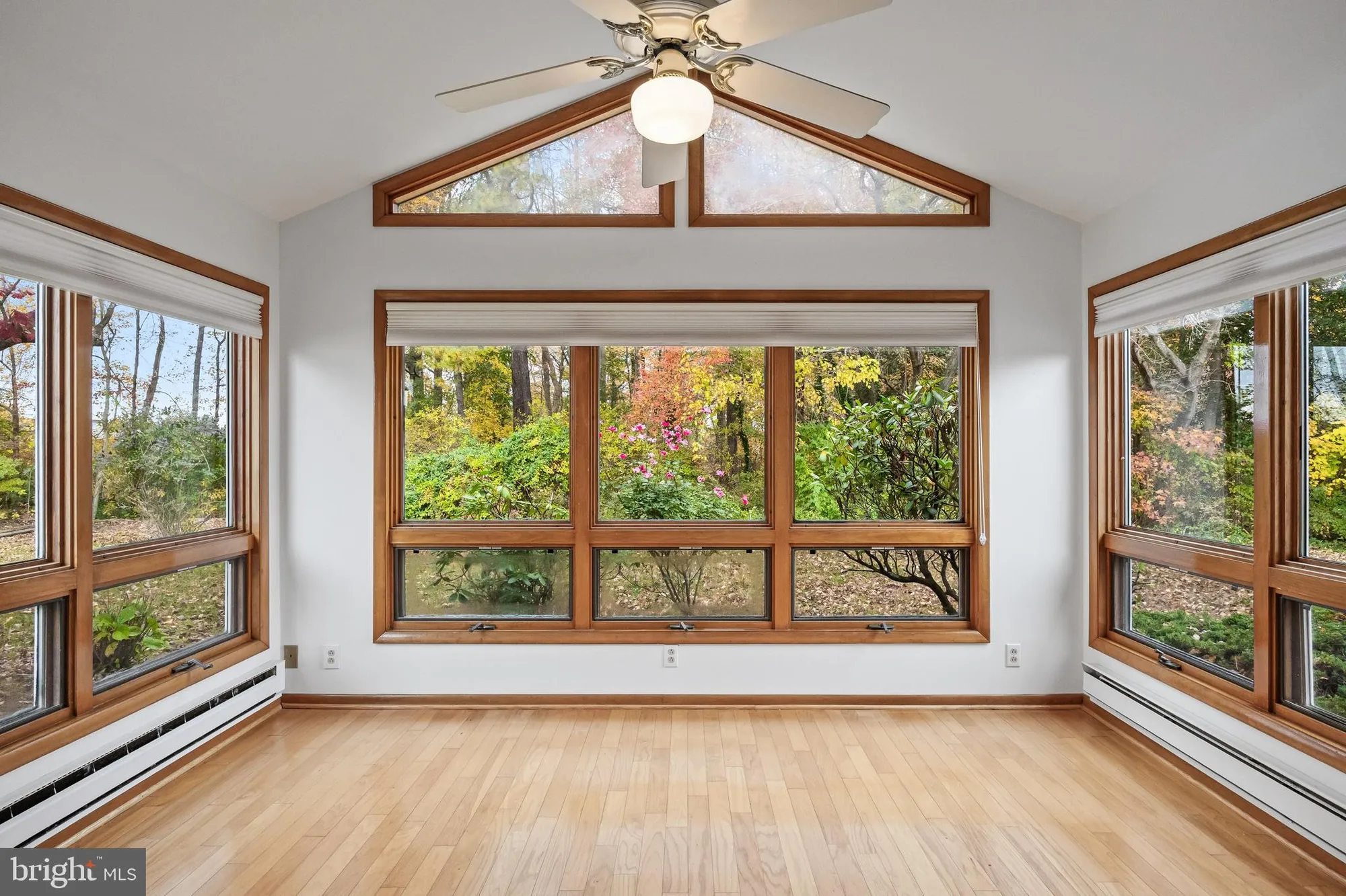 Property Slideshow image 11 of 25 | 81 sheffield pl, Southampton, NJ, 08088