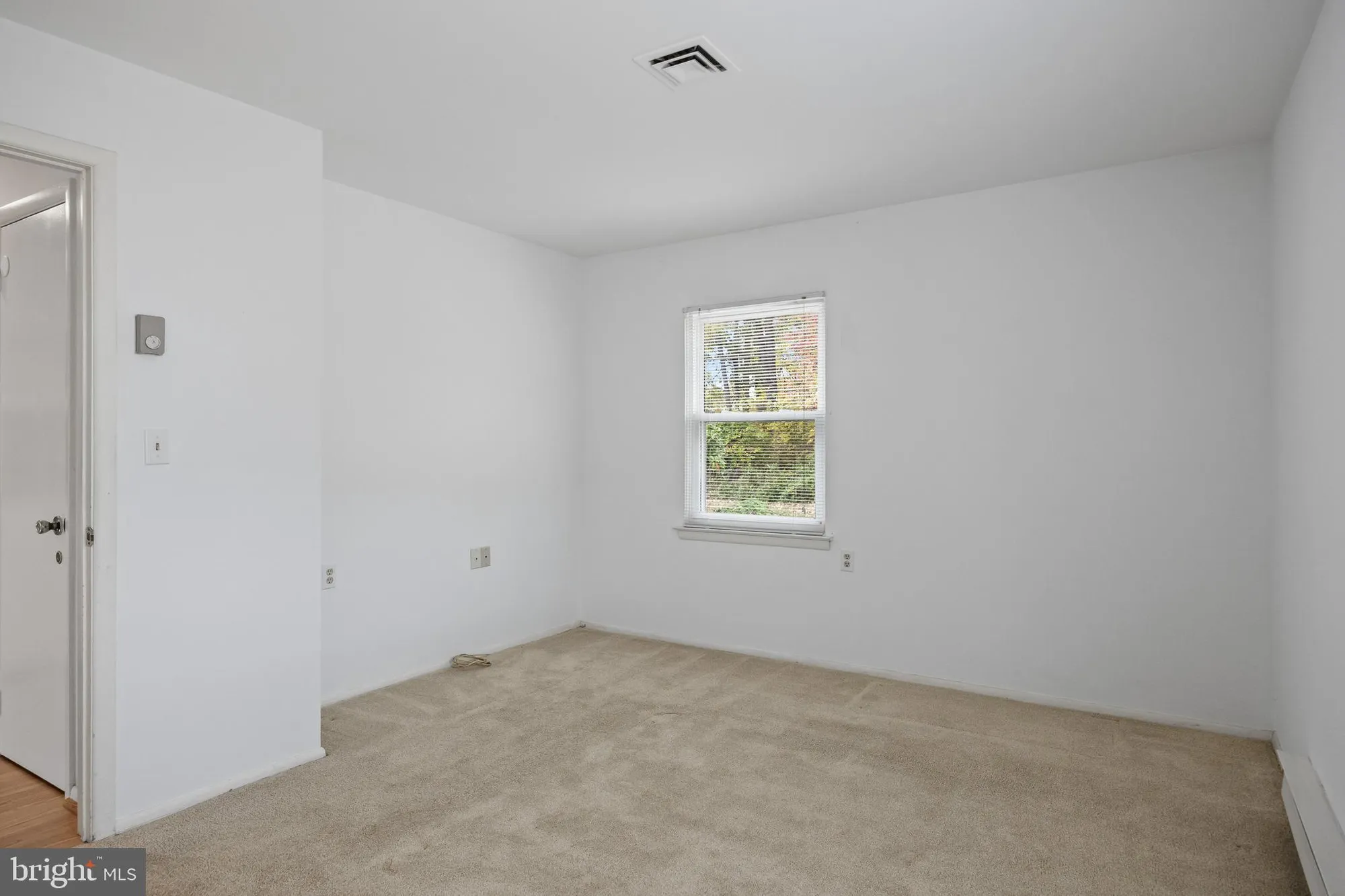 Property Slideshow image 17 of 25 | 81 sheffield pl, Southampton, NJ, 08088