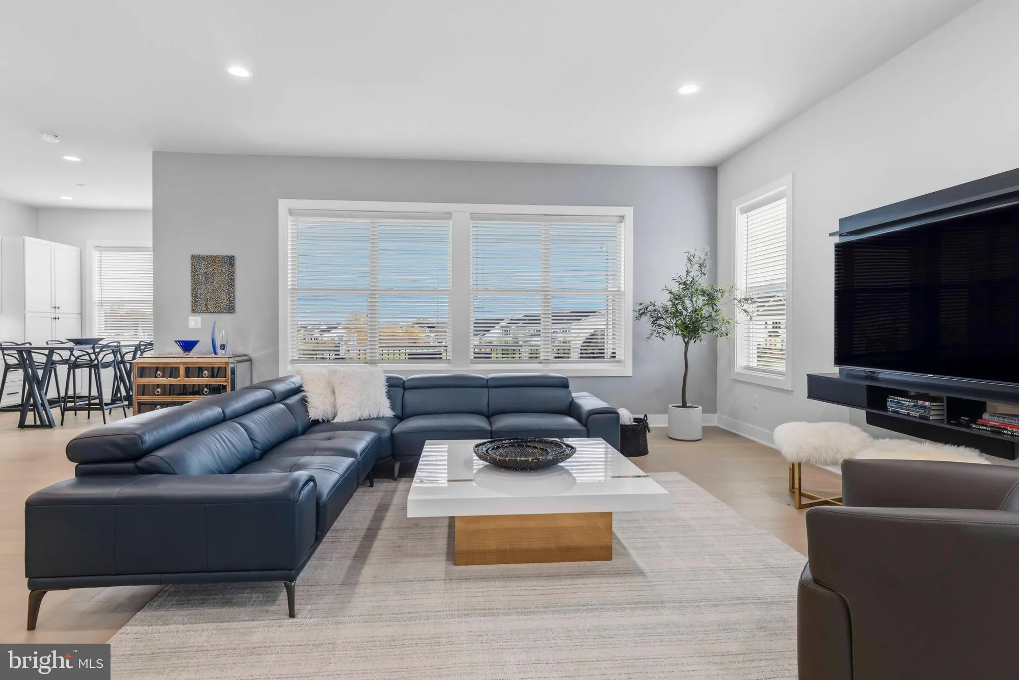 Property Slideshow image 14 of 46 | 254 nelson dr, Ambler, PA, 19002