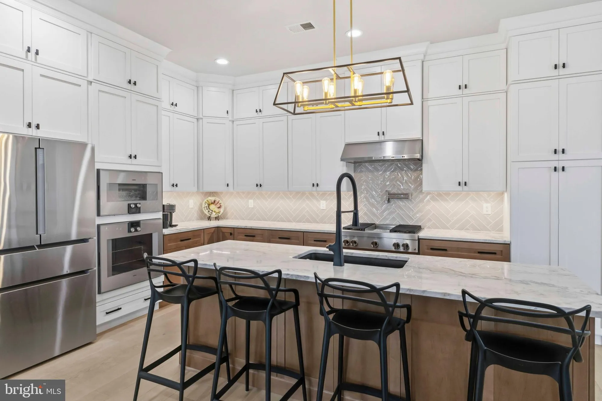 Property Slideshow image 19 of 46 | 254 nelson dr, Ambler, PA, 19002