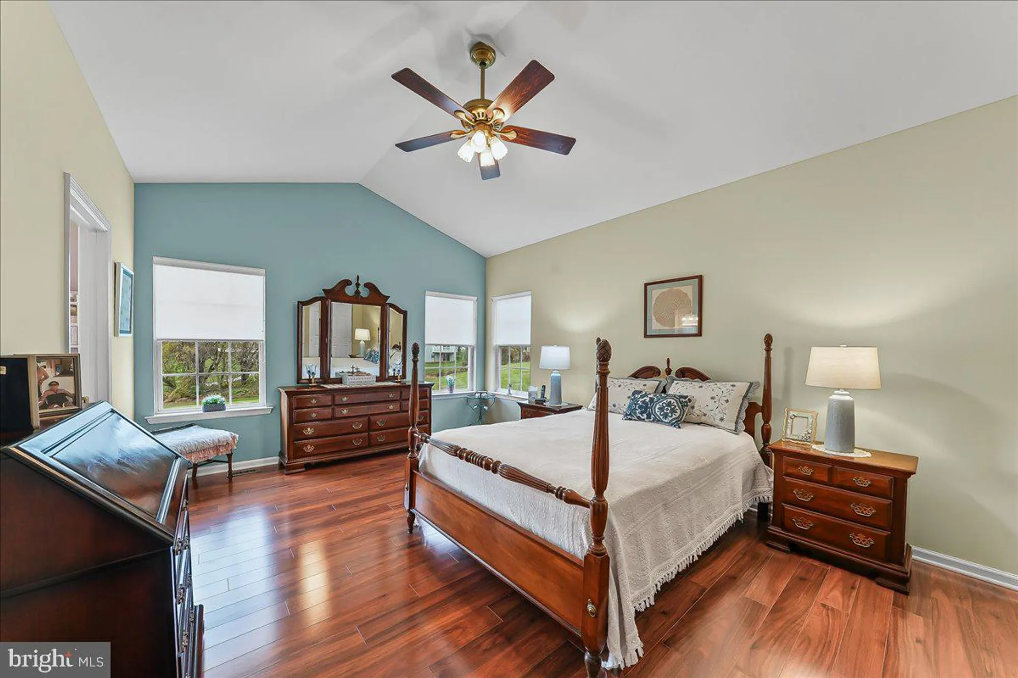 Property Slideshow image 17 of 32 | 453 e glenview dr, West Grove, PA, 19390