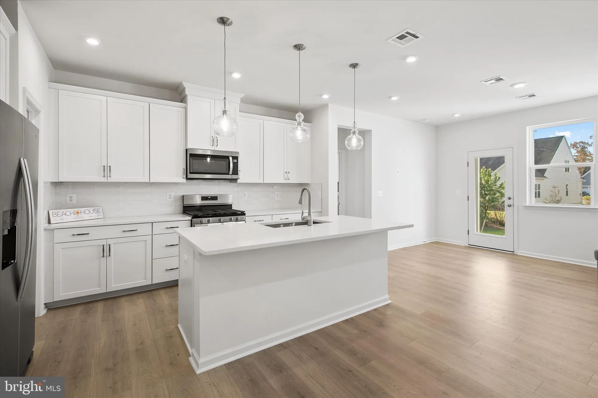 Property Slideshow image 7 of 37 | 380 scranton ln, Ocean View, DE, 19970