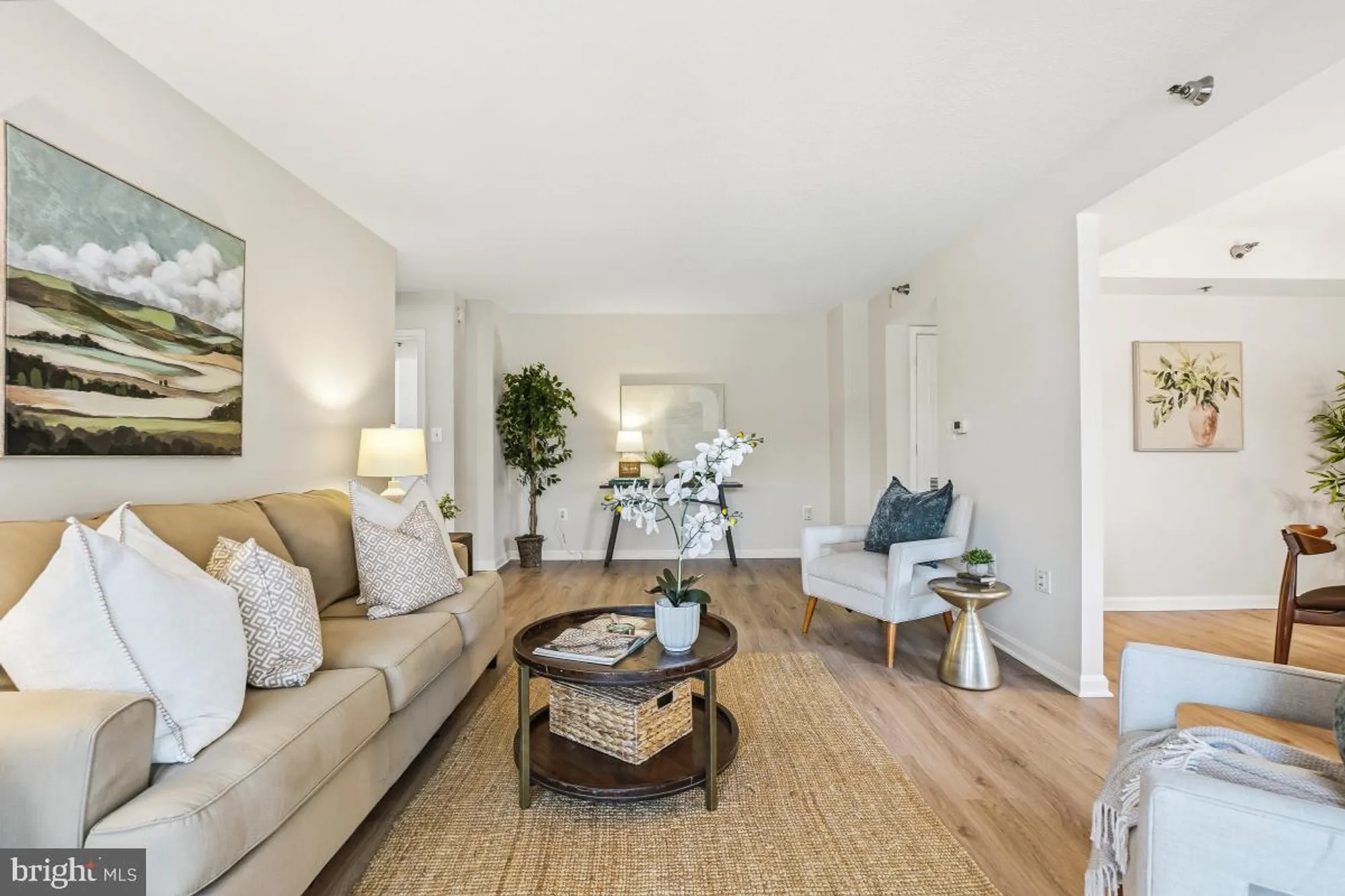 Property Slideshow image 6 of 51 | 14801 pennfield cir apt 203, Silver Spring, MD, 20906