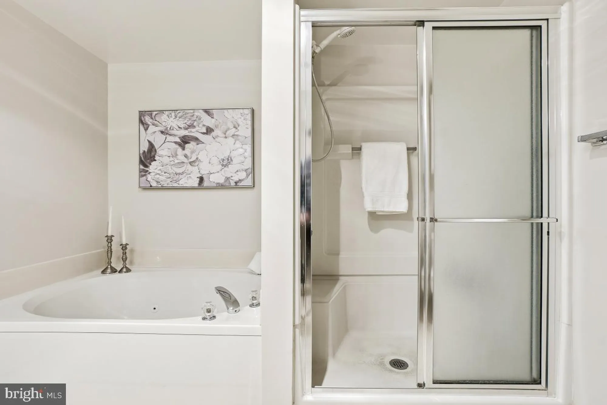 Property Slideshow image 20 of 51 | 14801 pennfield cir apt 203, Silver Spring, MD, 20906