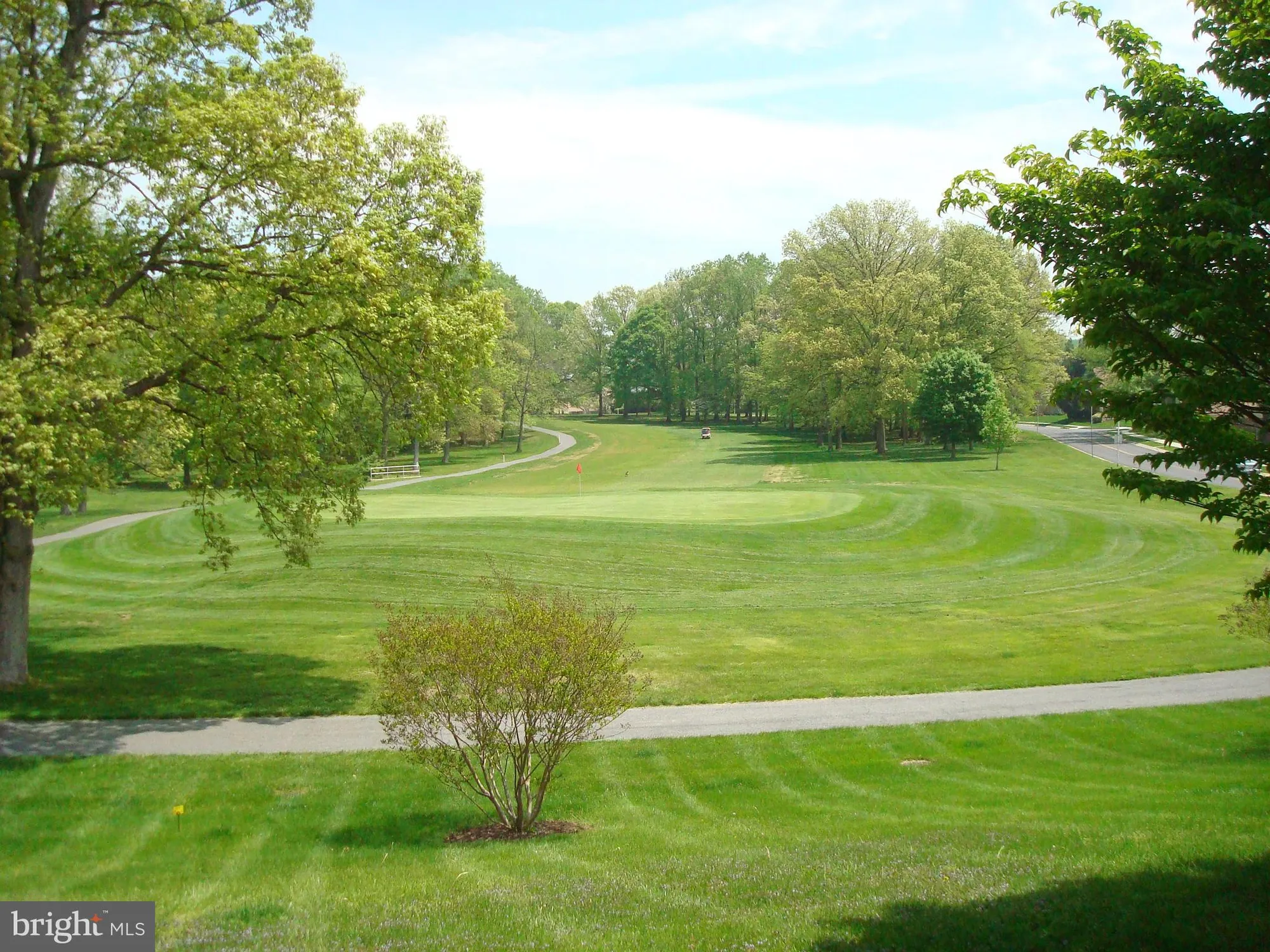 Property Slideshow image 35 of 51 | 14801 pennfield cir apt 203, Silver Spring, MD, 20906