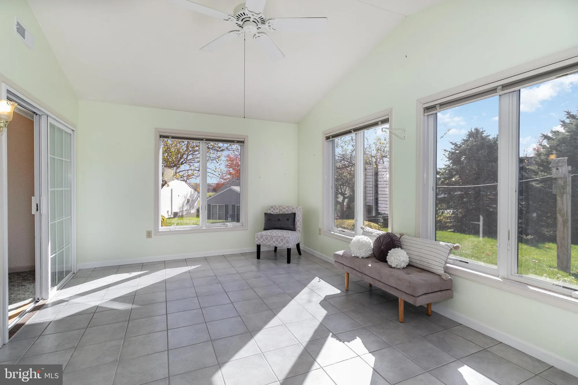 Property Slideshow image 15 of 39 | 15 lakeview dr, Myerstown, PA, 17067