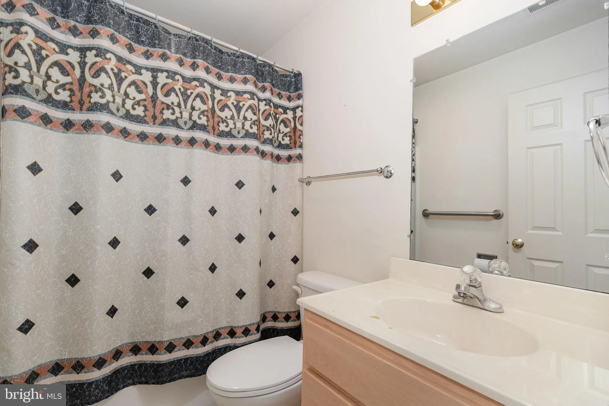 Property Slideshow image 18 of 39 | 15 lakeview dr, Myerstown, PA, 17067