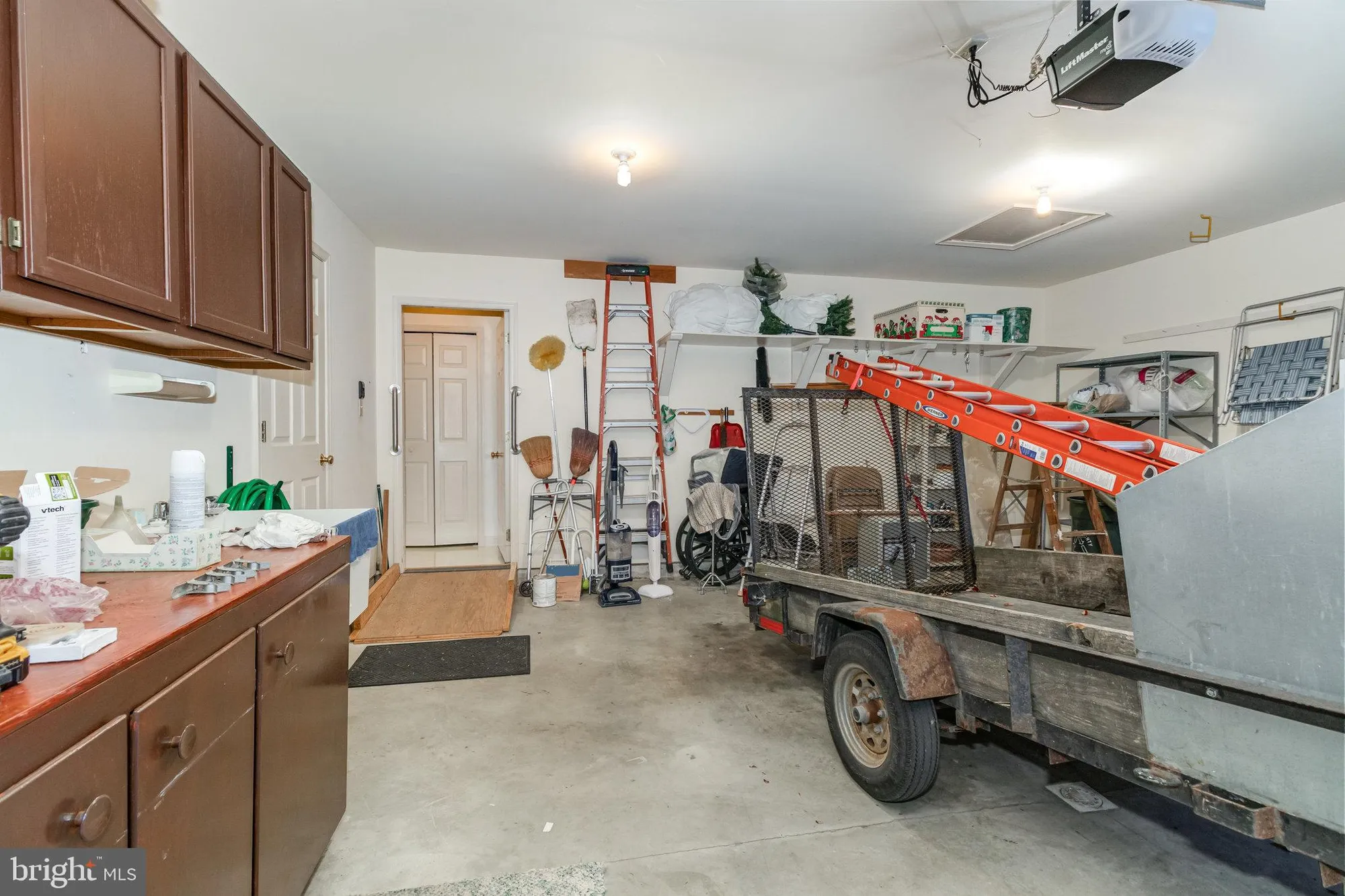 Property Slideshow image 27 of 39 | 15 lakeview dr, Myerstown, PA, 17067