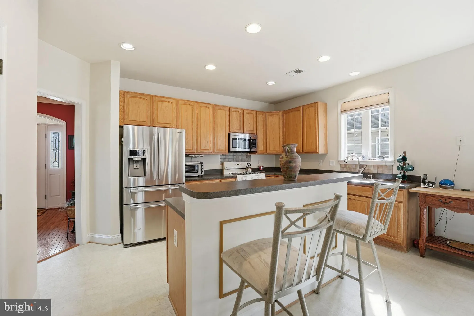 Property Slideshow image 12 of 51 | 13753 tuscarora ct, Gainesville, VA, 20155