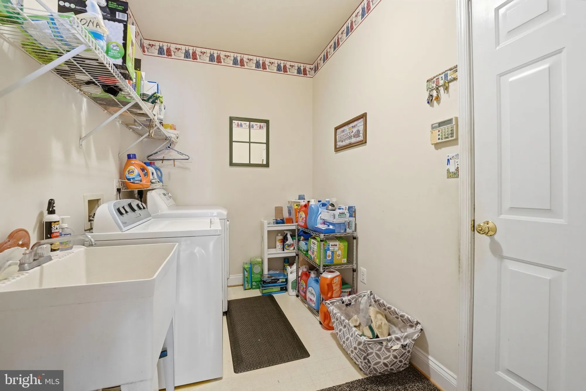 Property Slideshow image 26 of 51 | 13753 tuscarora ct, Gainesville, VA, 20155