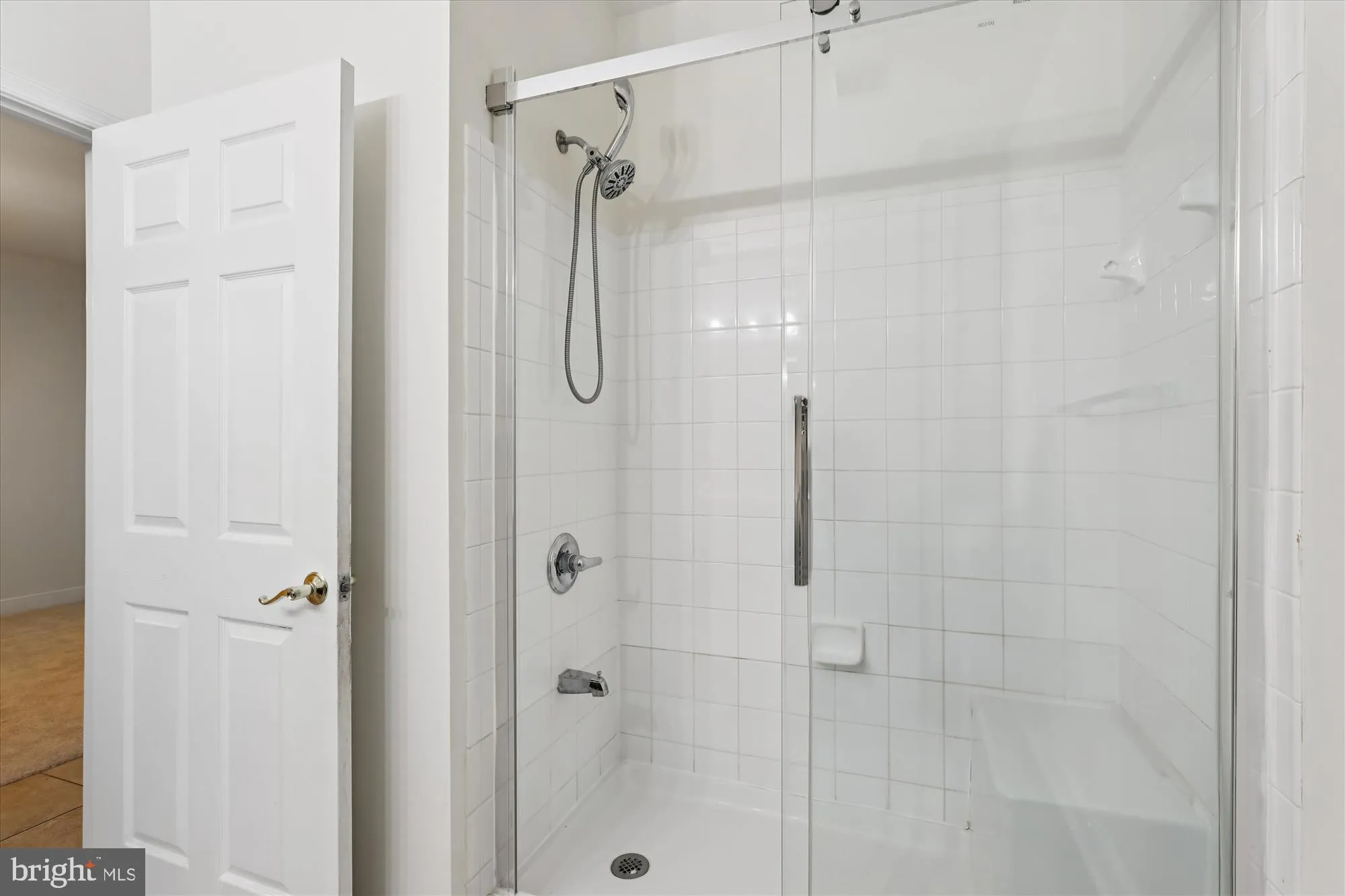 Property Slideshow image 41 of 53 | 2550 kensington gdns 107, Ellicott City, MD, 21043