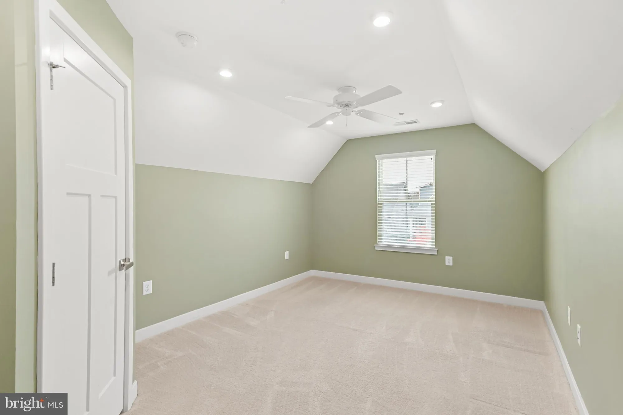 Property Slideshow image 41 of 57 | 3225 thornapple dr, Frederick, MD, 21704