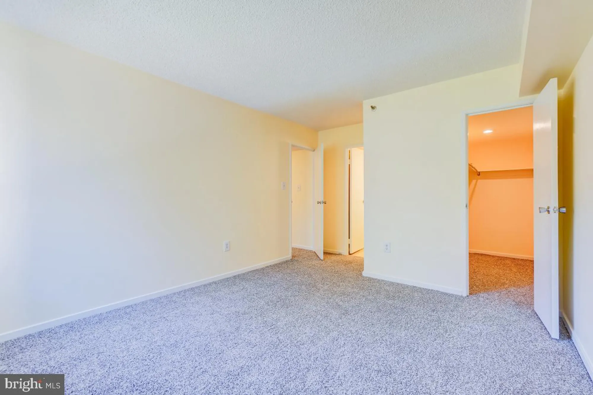 Property Slideshow image 26 of 34 | 2921 n leisure world blvd 1-226, Silver Spring, MD, 20906