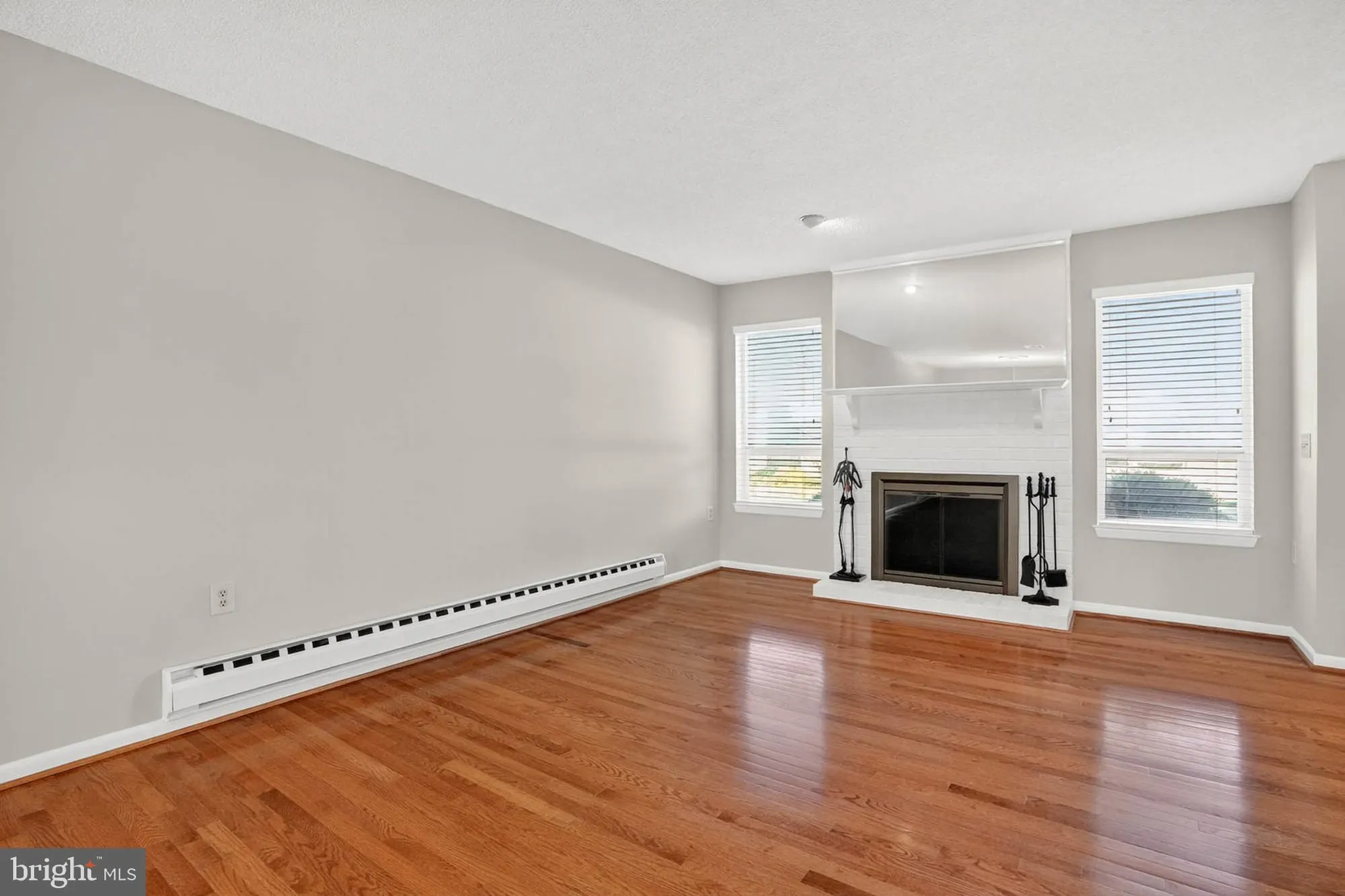Property Slideshow image 4 of 32 | 3416 island creek ct 127-c, Silver Spring, MD, 20906