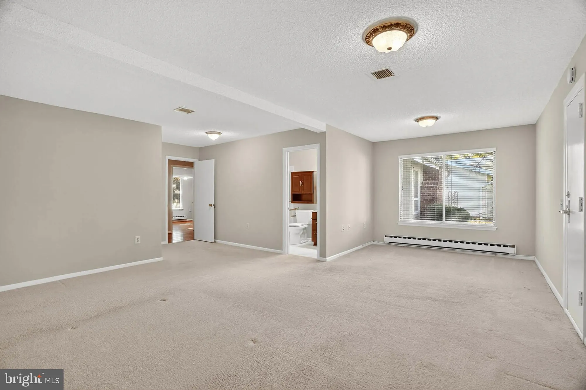 Property Slideshow image 19 of 32 | 3416 island creek ct 127-c, Silver Spring, MD, 20906