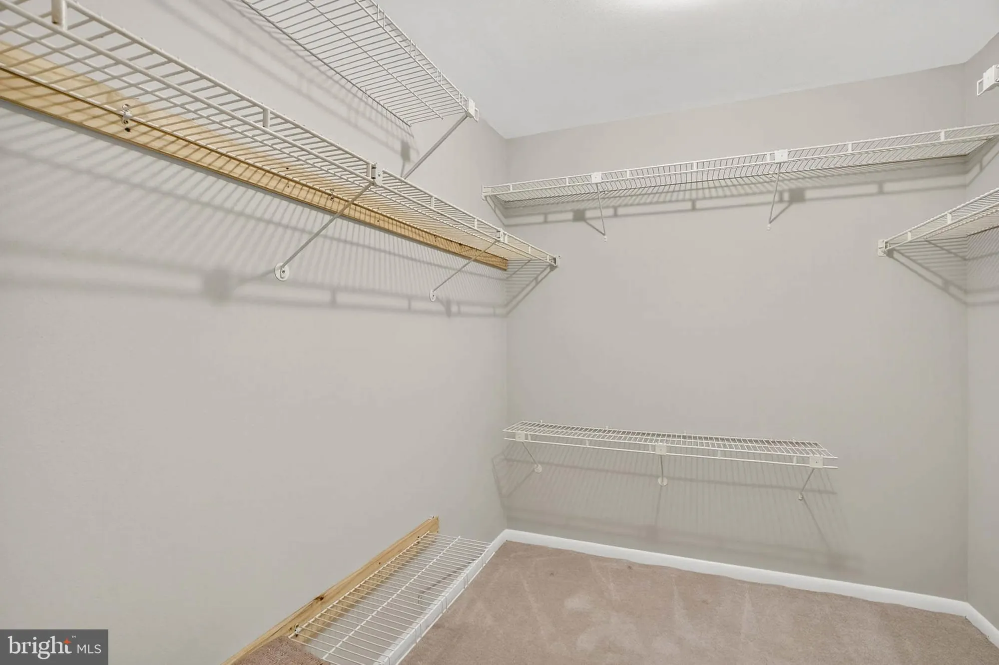 Property Slideshow image 22 of 32 | 3416 island creek ct 127-c, Silver Spring, MD, 20906