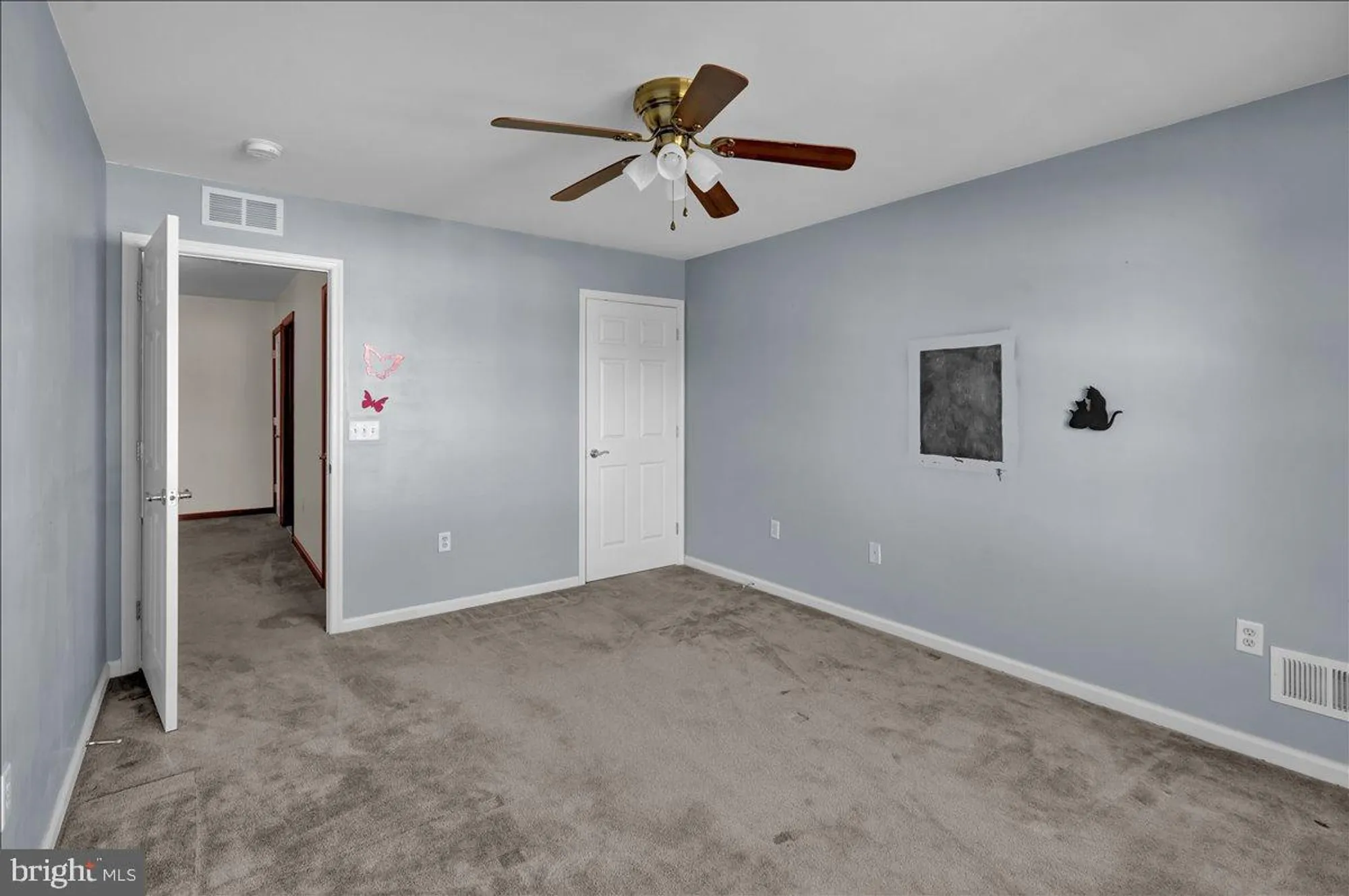 Property Slideshow image 27 of 39 | 124 village dr, Blandon, PA, 19510