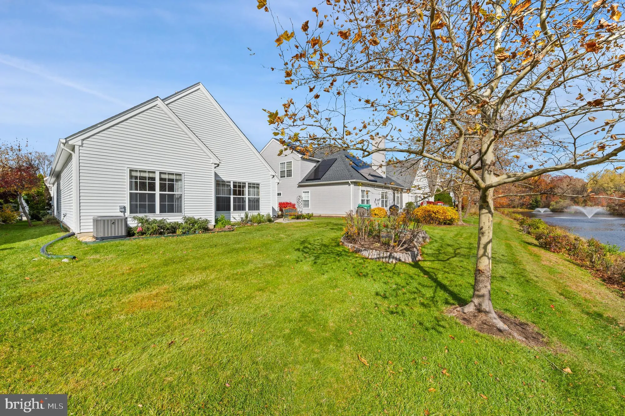 Property Slideshow image 32 of 45 | 6 grande blvd, Princeton Junction, NJ, 08550